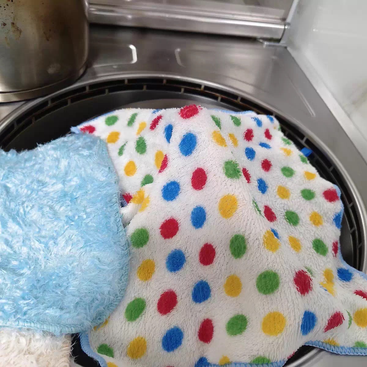 💟 多巴胺彩色圓點廚房吸水抹布💟