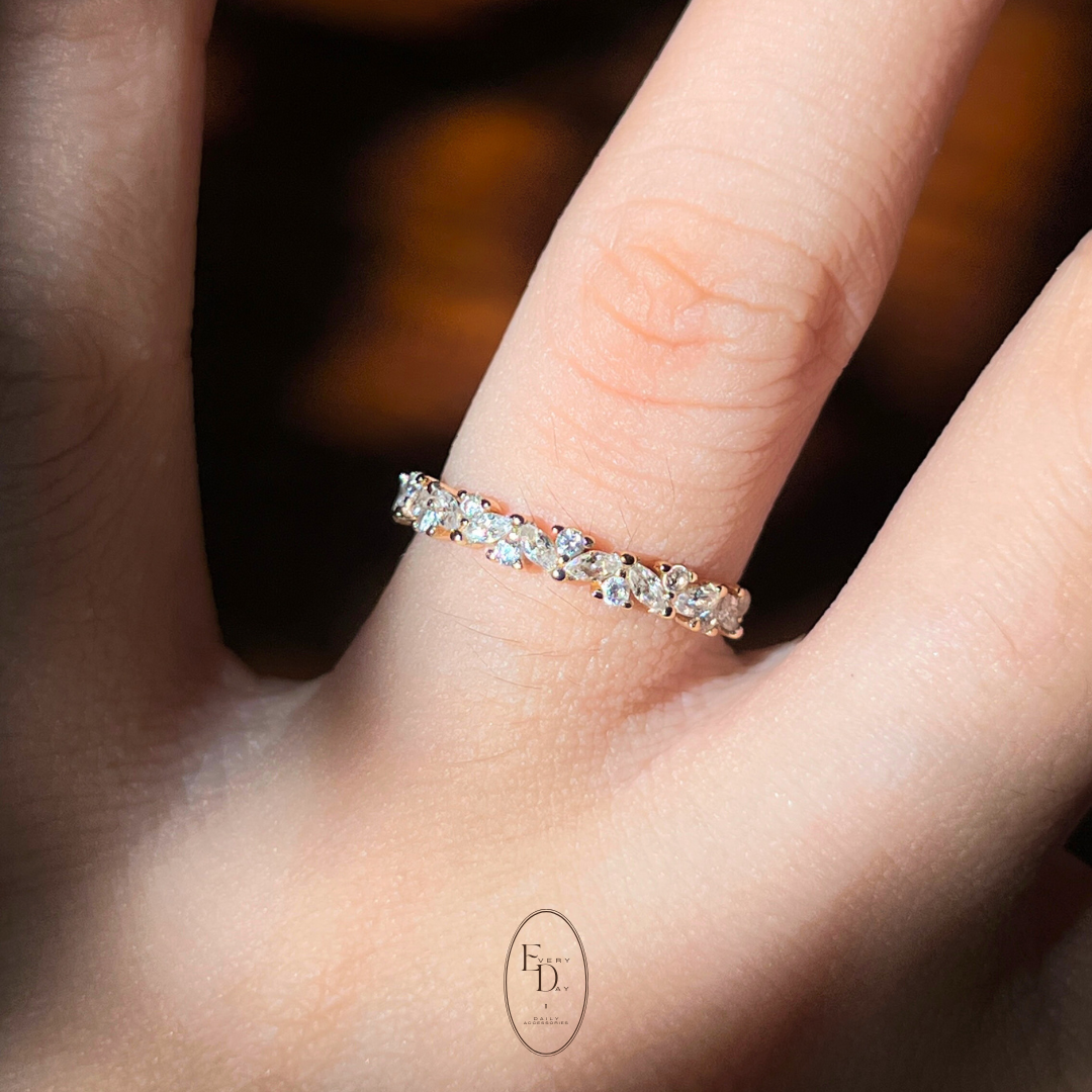 [10月新品！手工蕾絲] 質感純銀．Tiara線戒