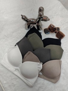 小惡夢暴乳小可愛