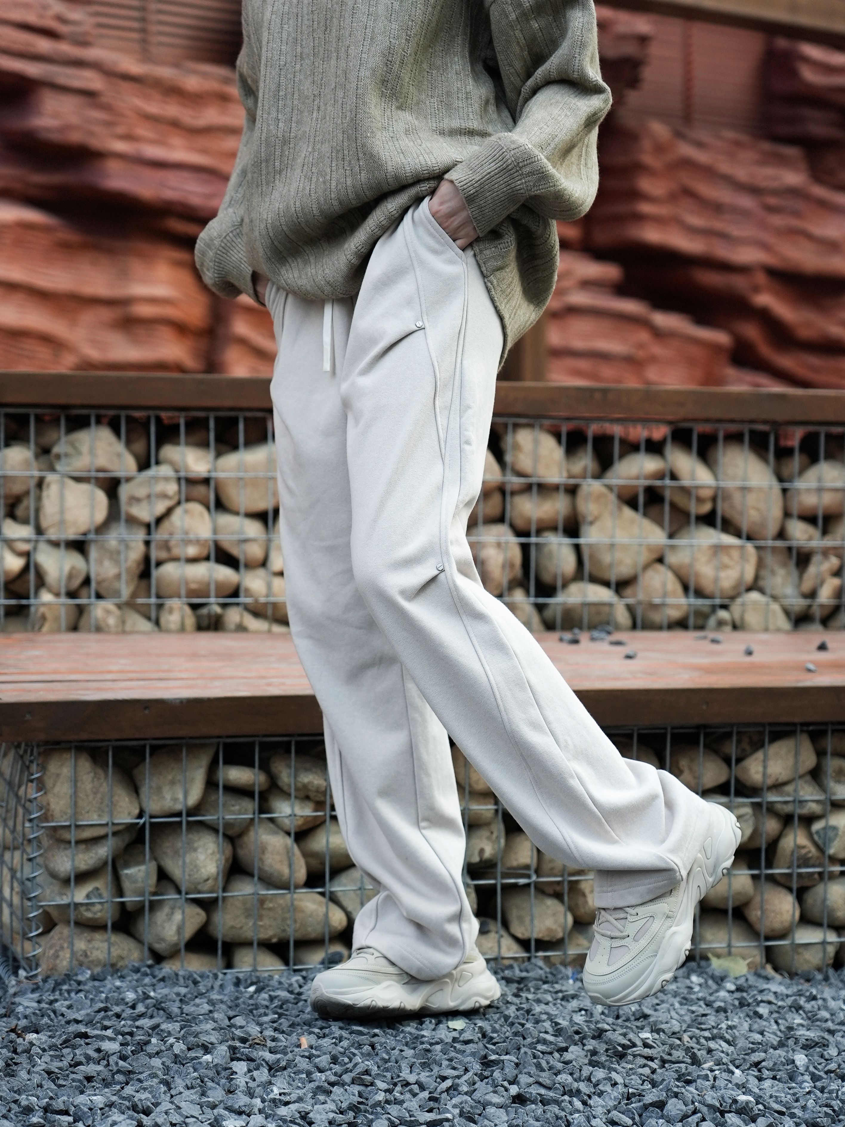 男女同款重磅垂感立體剪裁直筒休閒衛褲鉚釘機能衛褲情侶款寬鬆壓皺直筒褲