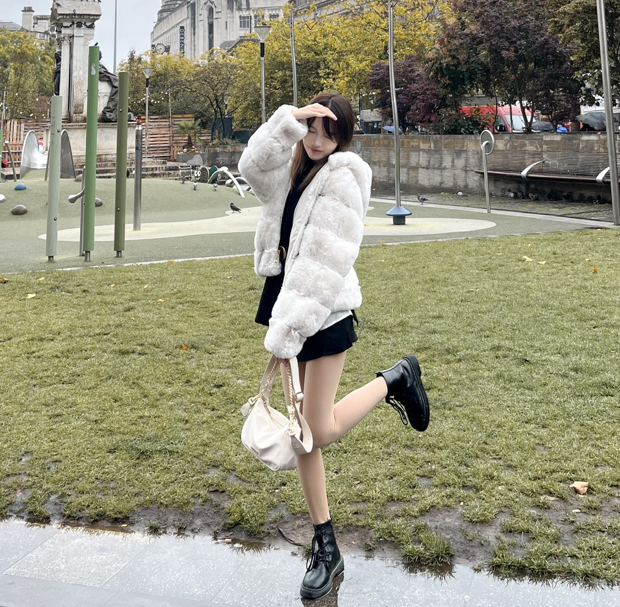 【Michael Kors】白色絨毛連帽外套（超舒服的那種！！）