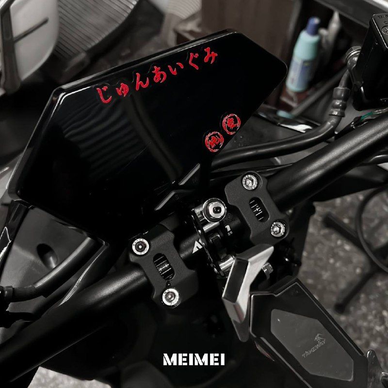 美美精品座墊｜機車貼紙 防水貼紙 防曬貼紙 反光貼紙 UV貼紙 3M貼紙 日式貼紙 車貼 車標 純愛組