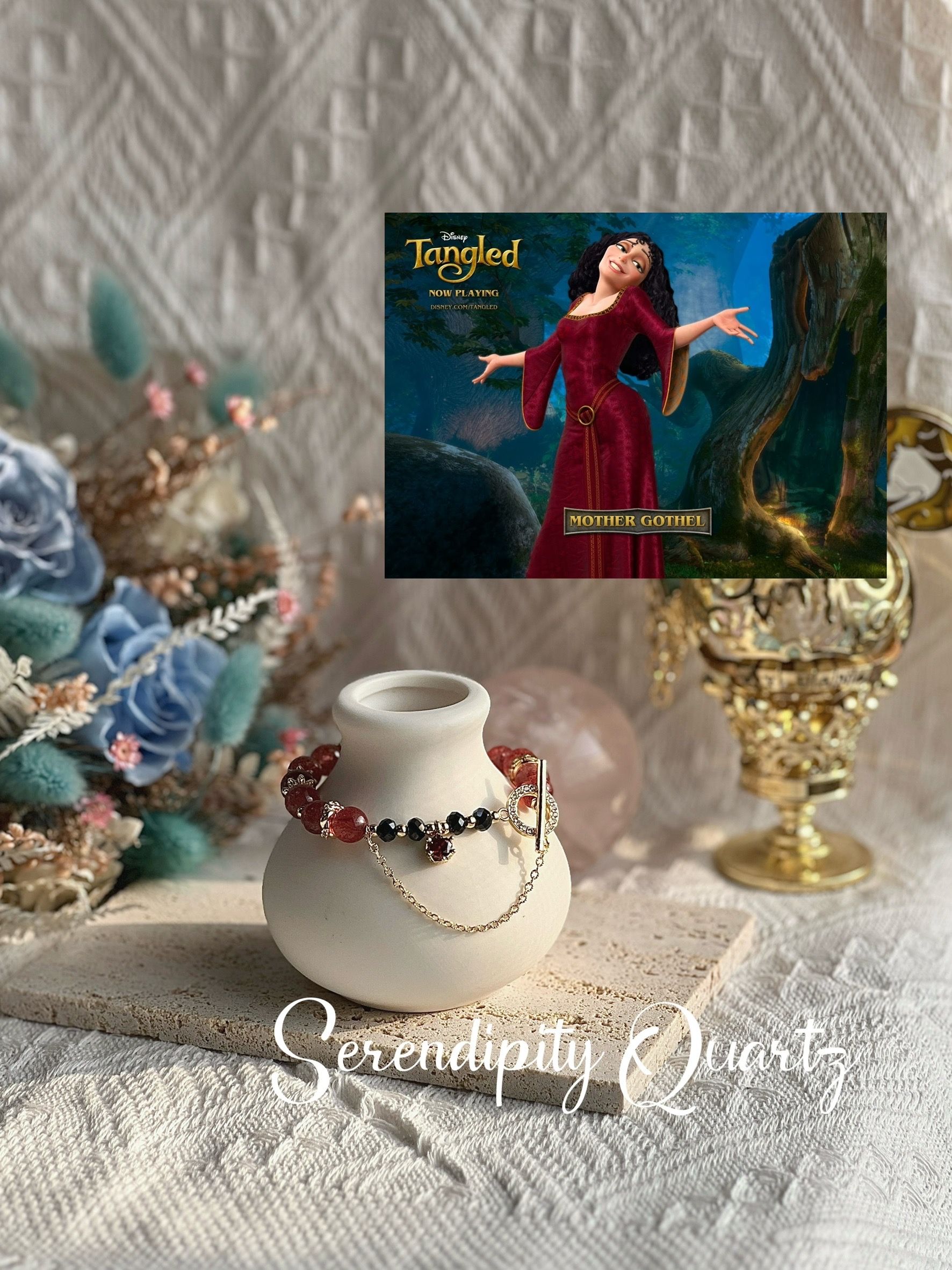 水晶OT扣手鍊-童話世界👸🏼🏰🫅- 𝓓『葛索媽媽Mother Gothel』ₒ৹॰ 星光草莓晶 黑尖石