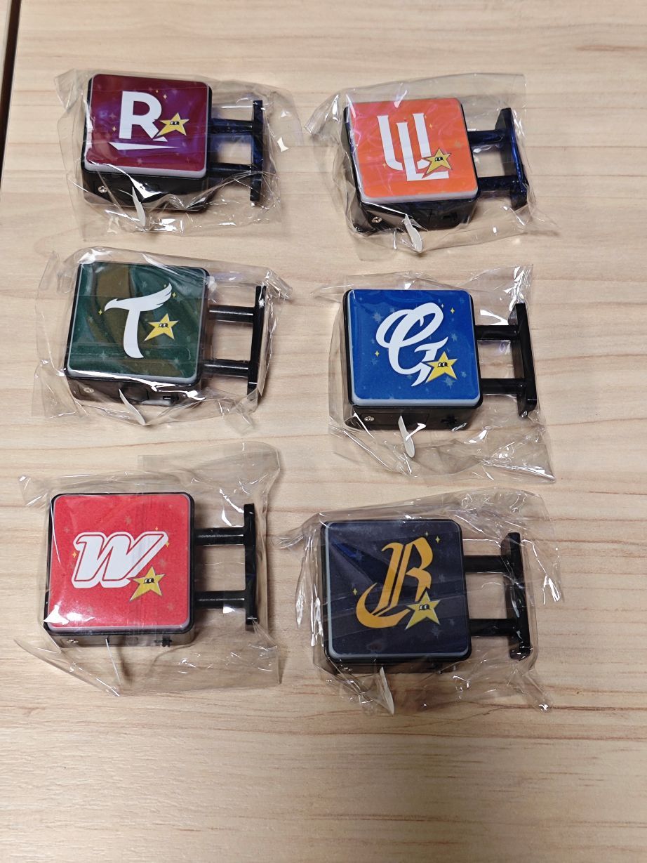 明星賽扭蛋 吸鐵燈箱