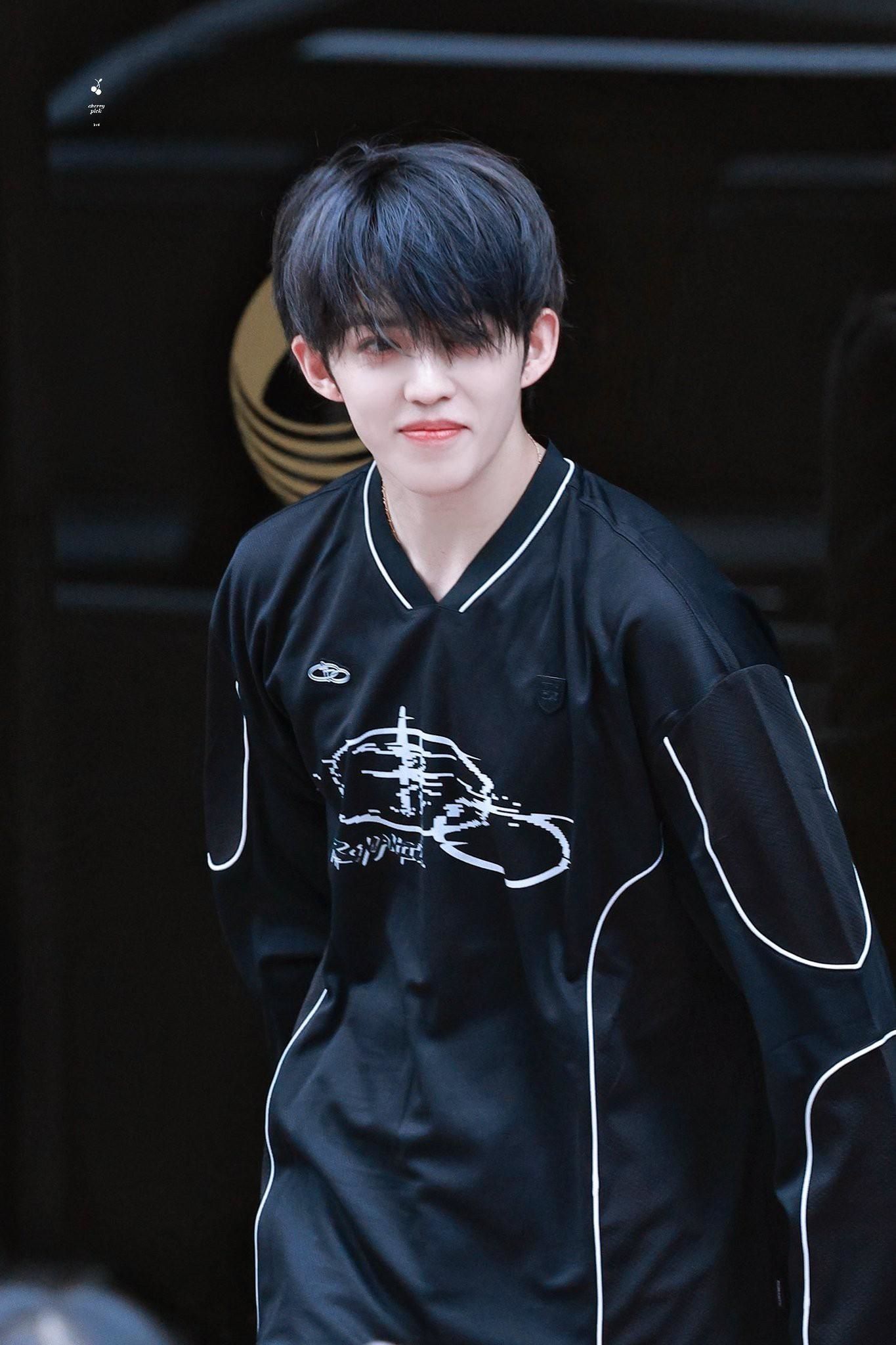 特價隨時收單✿ PIPING SPORT JERSEY