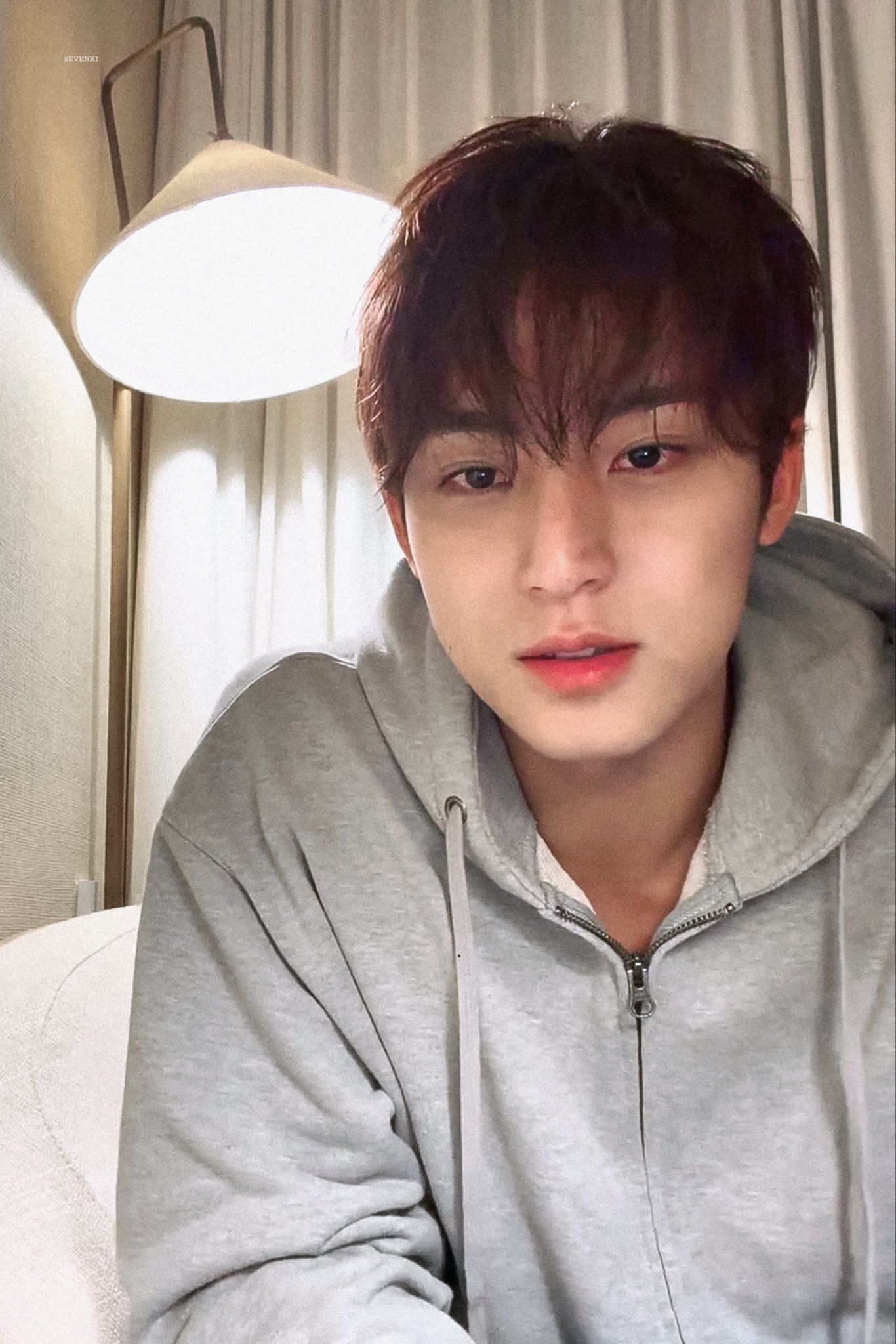 特價隨時收單✿ 珉奎同款連帽外套 2WAY 스웻 후드 집업