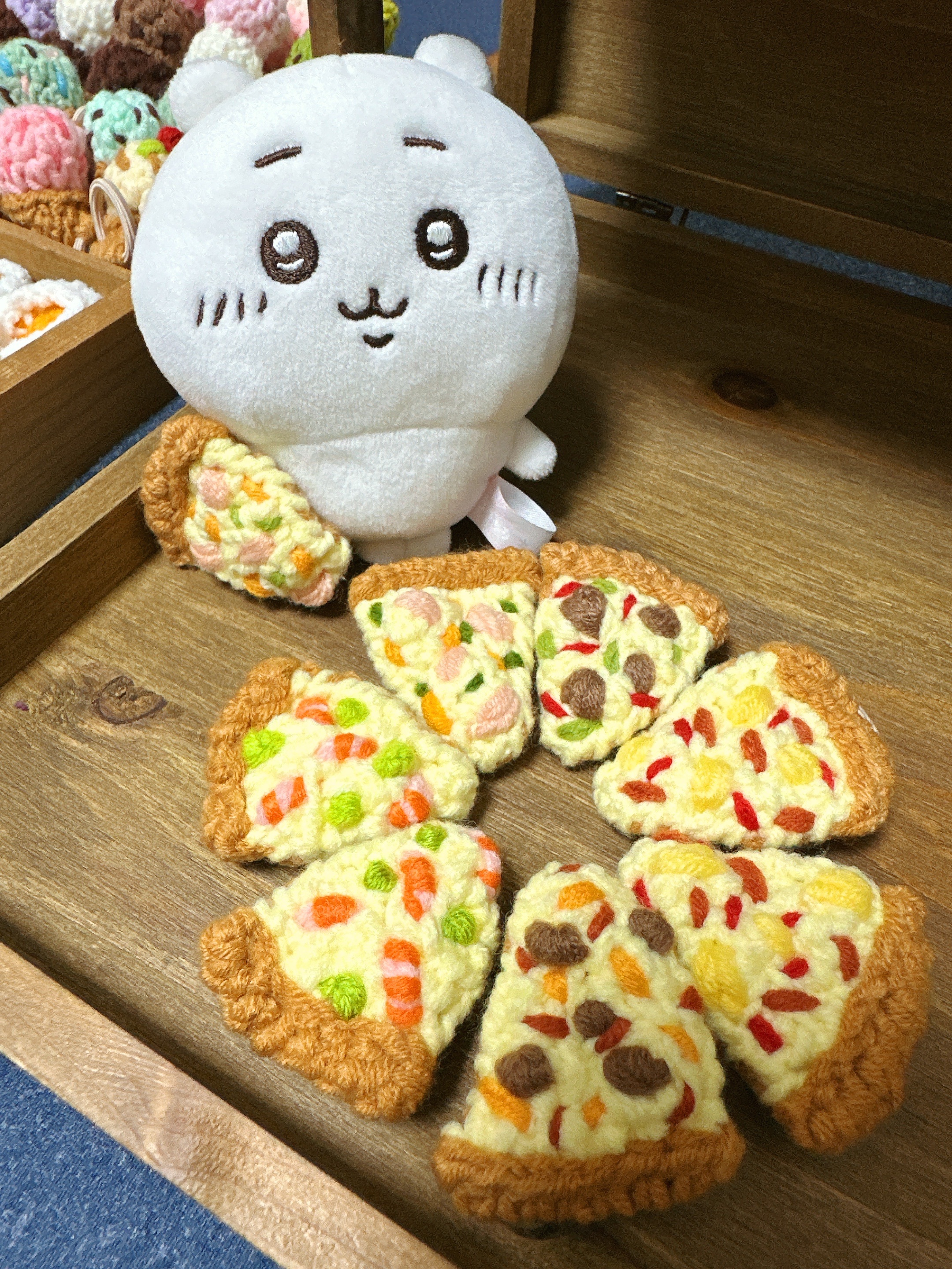 娃用手持披薩🍕