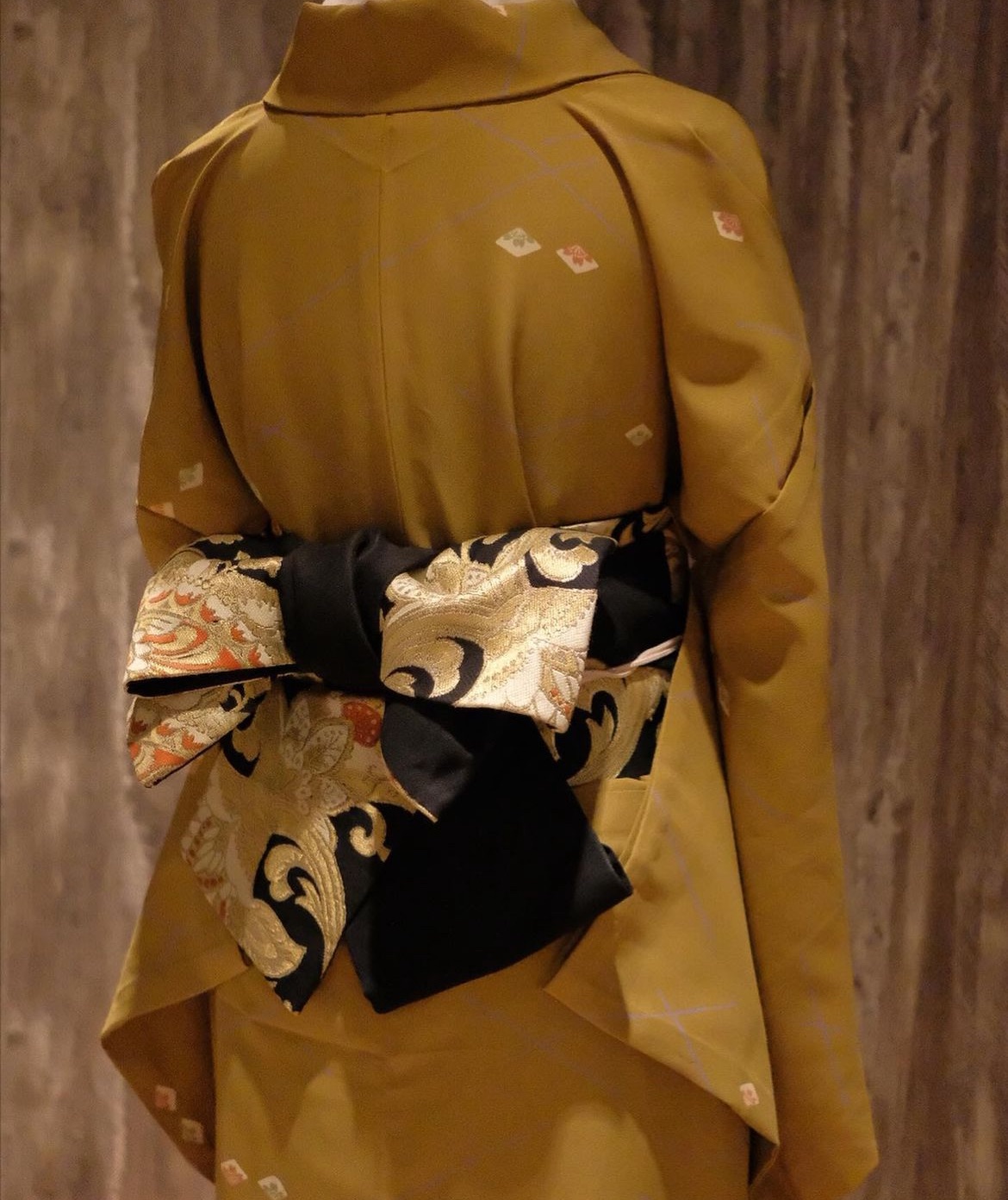 芥黃色菱形櫻花和服 （L、不含腰帶配件）