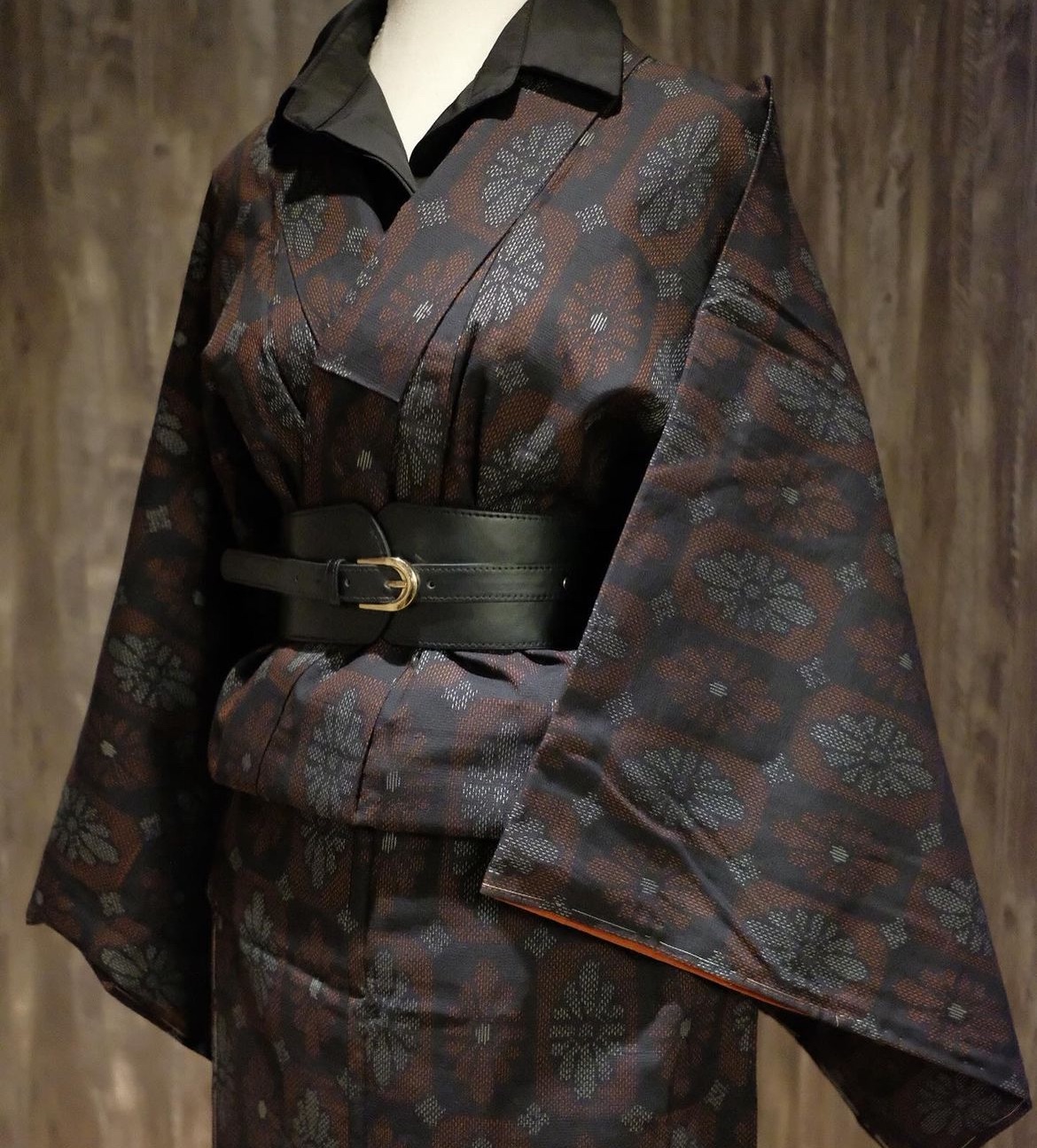 馬賽克菊花紋樣紬和服（不含腰帶配件）