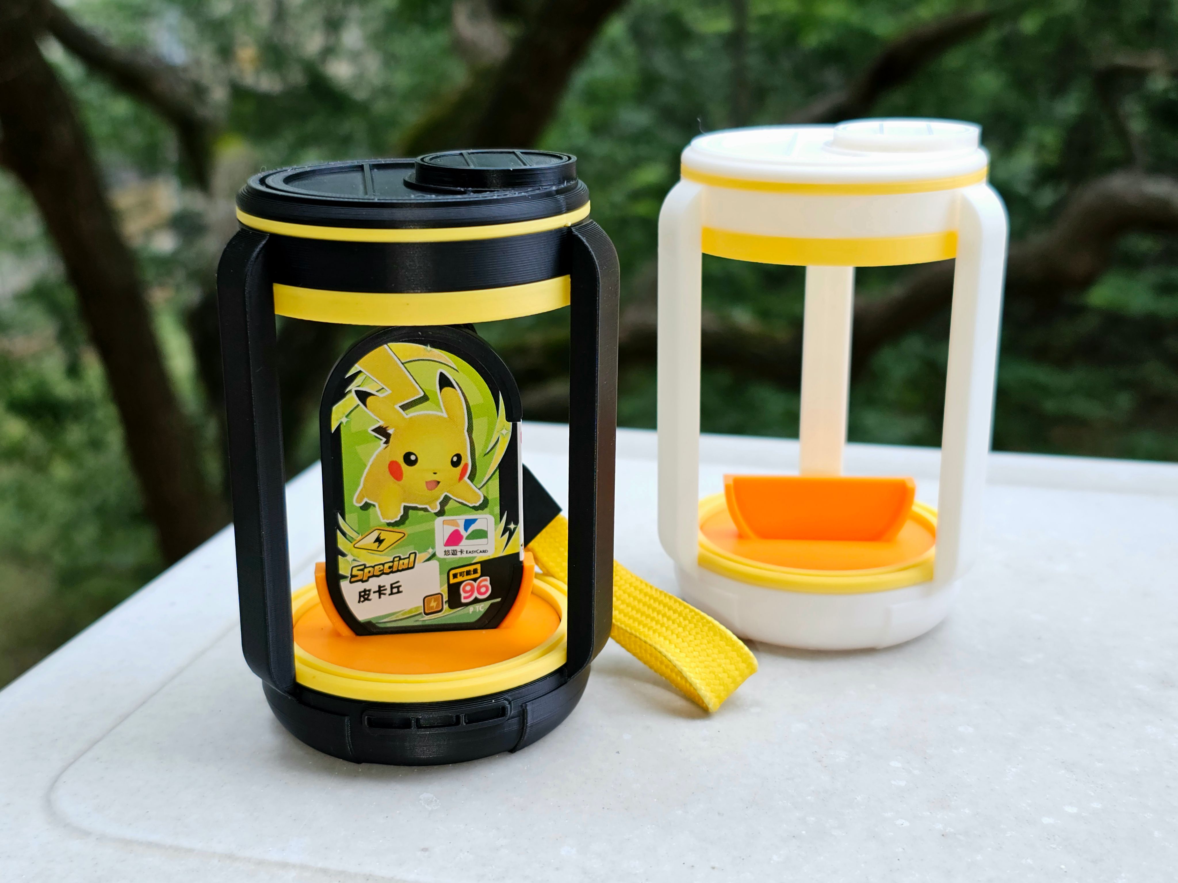 膠囊造型卡牌展示支架