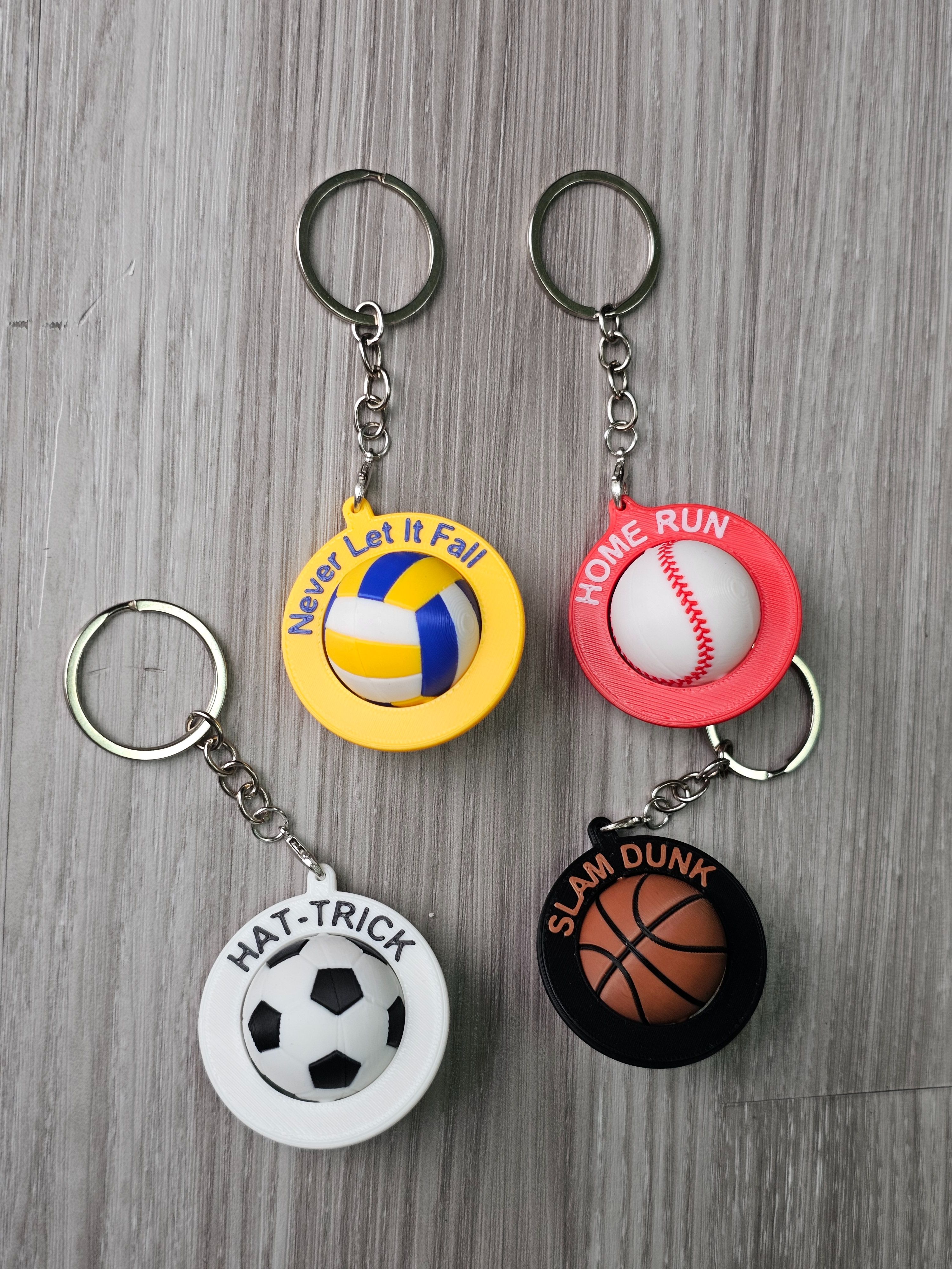 【原創製作】可轉動立體球類吊飾/鑰匙圈 - 排球/棒球/足球/籃球