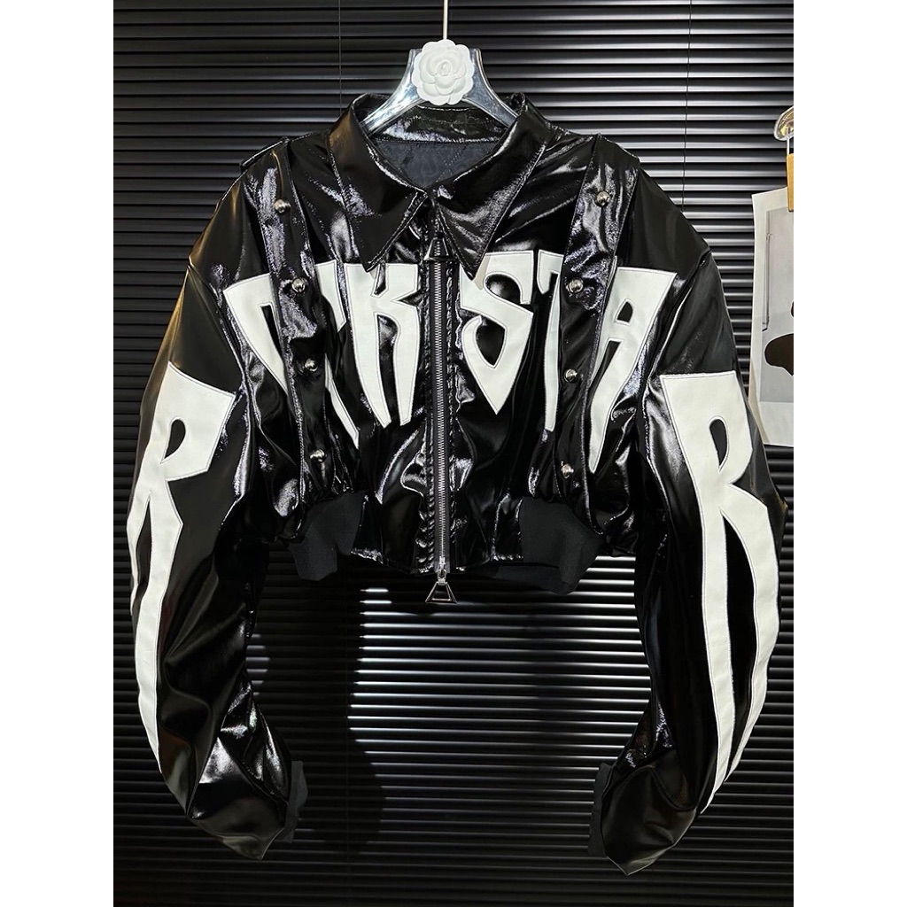 【Eternity】黑暗朋克風格 黑白英文字母刺繡噴漆漆皮鉚釘蝙蝠袖PU皮革衣外套 嘻哈街頭假兩件設計感蜘蛛羽絨抓皺外套