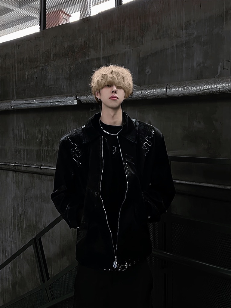 龐克蛇脊骨圖騰拼接PU皮革假兩件短款外套