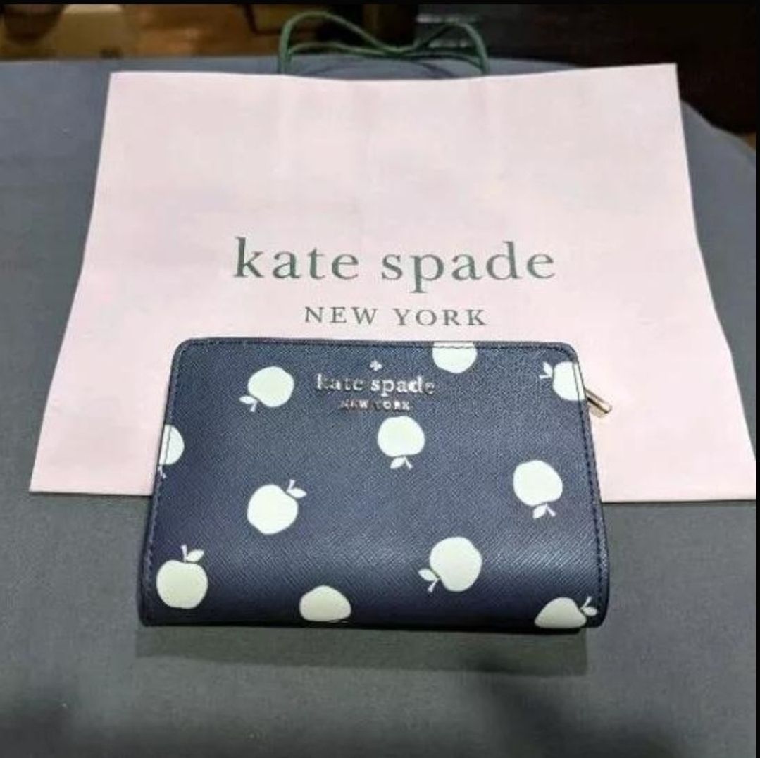 凱特絲蓓 紐約 全新 深藍 蘋果圖案 女用 短夾 零錢包 證件 卡 正品 議價不回