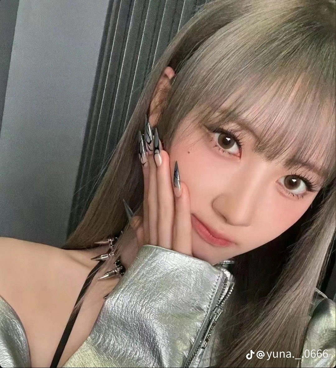 小卡