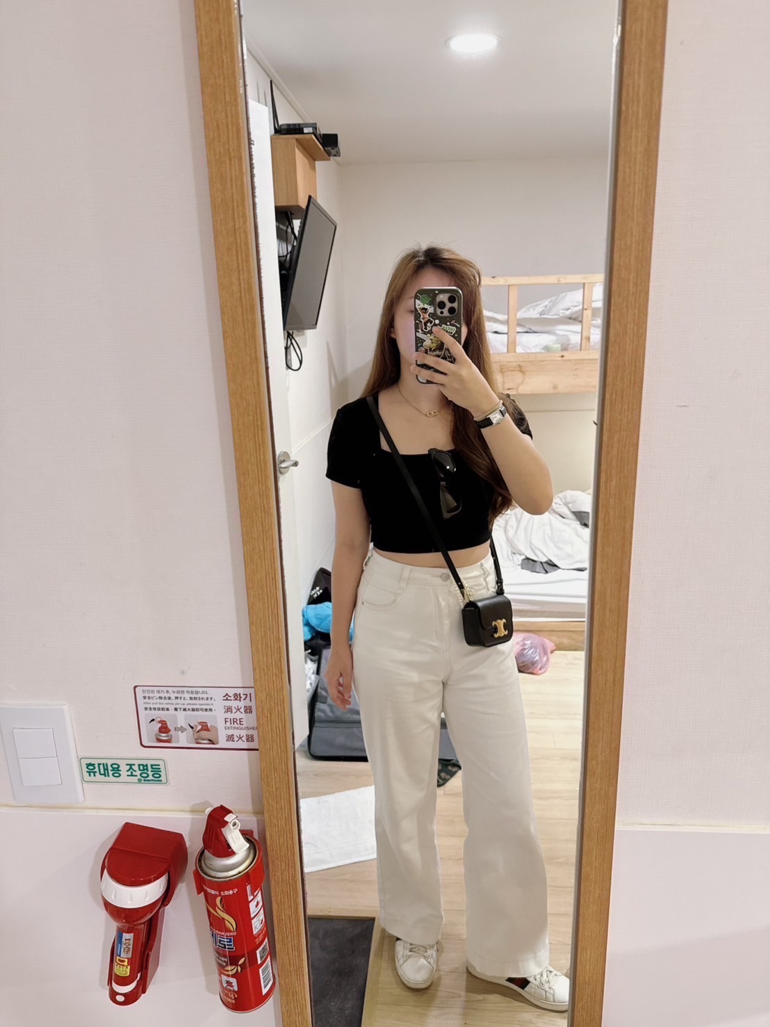 7705 ON’家 超韓牛仔褲直筒褲  前後都有口袋 超彈力  7705 米白色  S號:腰圍64臀圍90大腿圍5