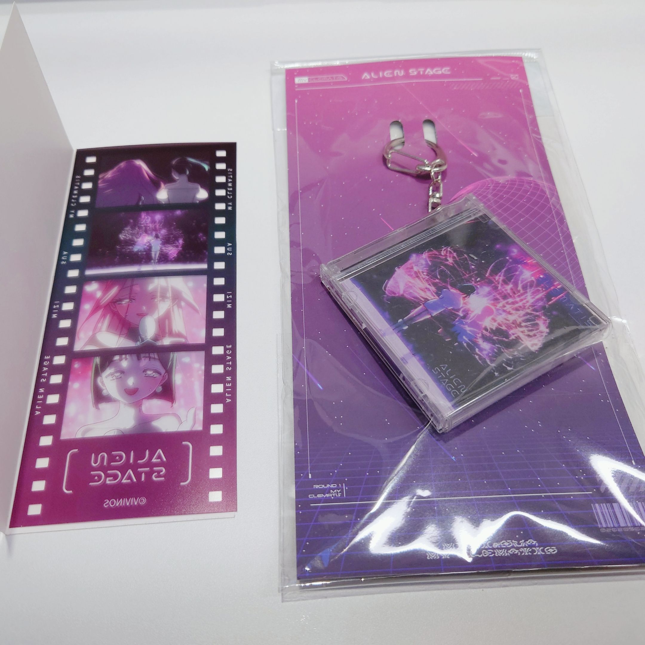 ALIEN STAGE 線下快閃店 NFC CD吊飾