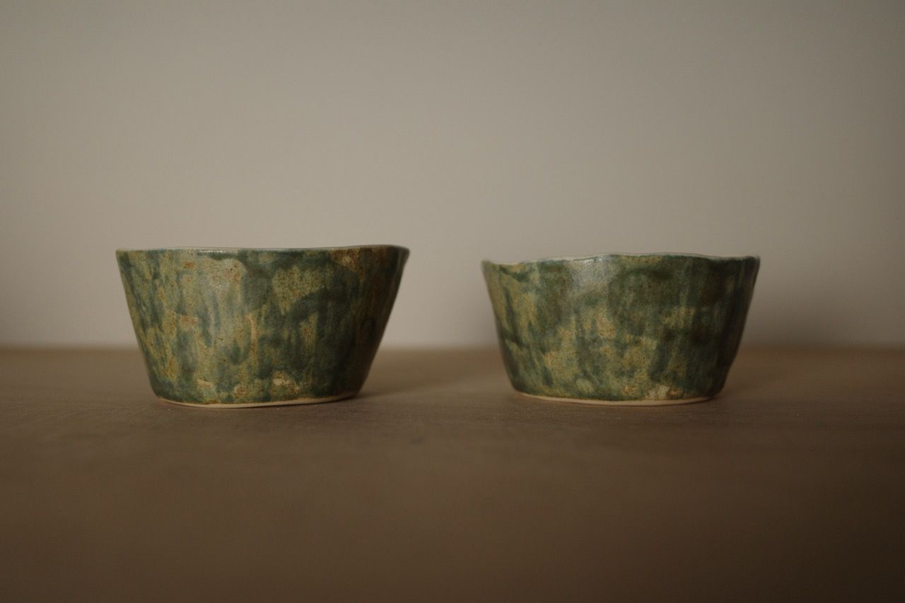 手捏冰淇淋杯 - 夏日池塘