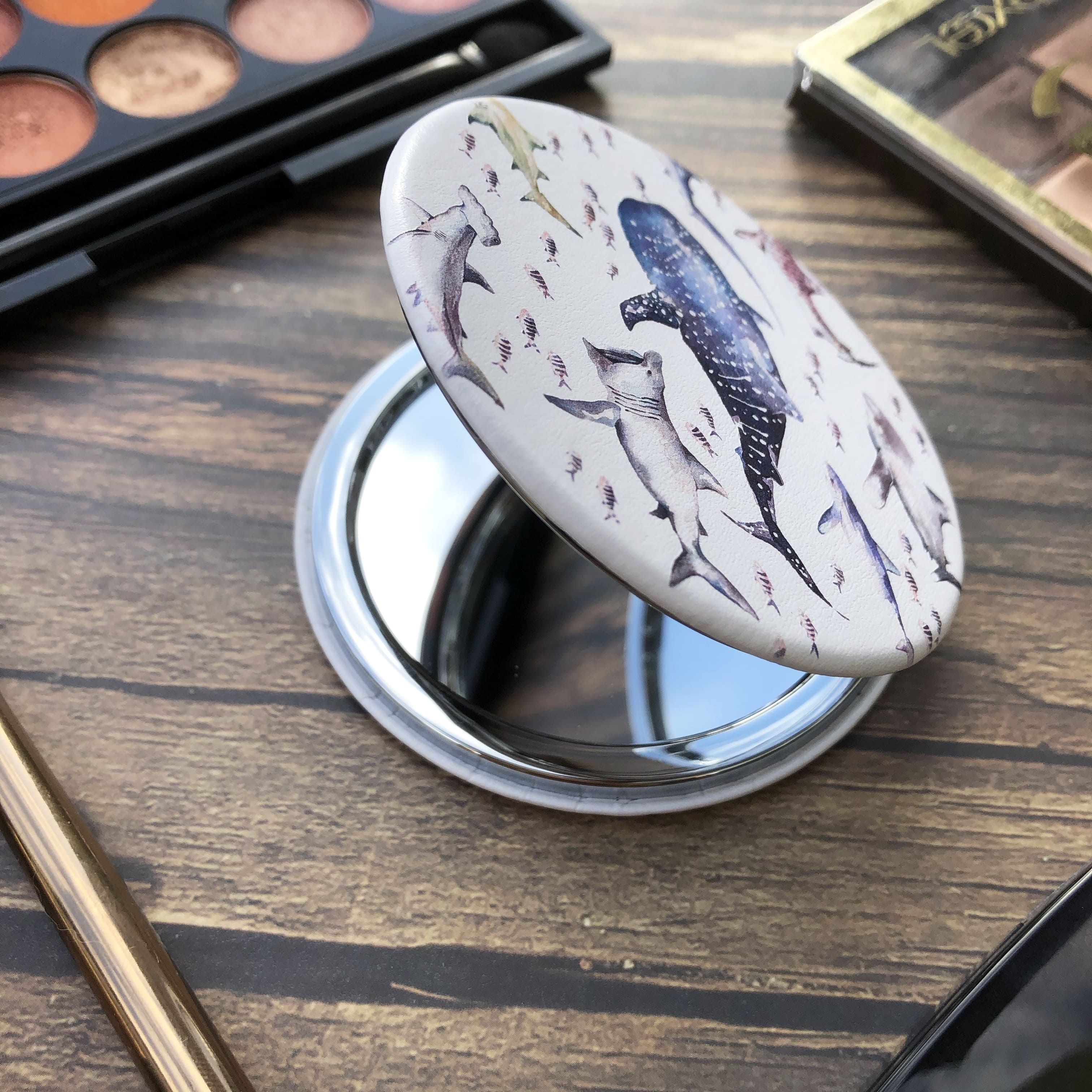 鯊魚圖案皮製鏡子