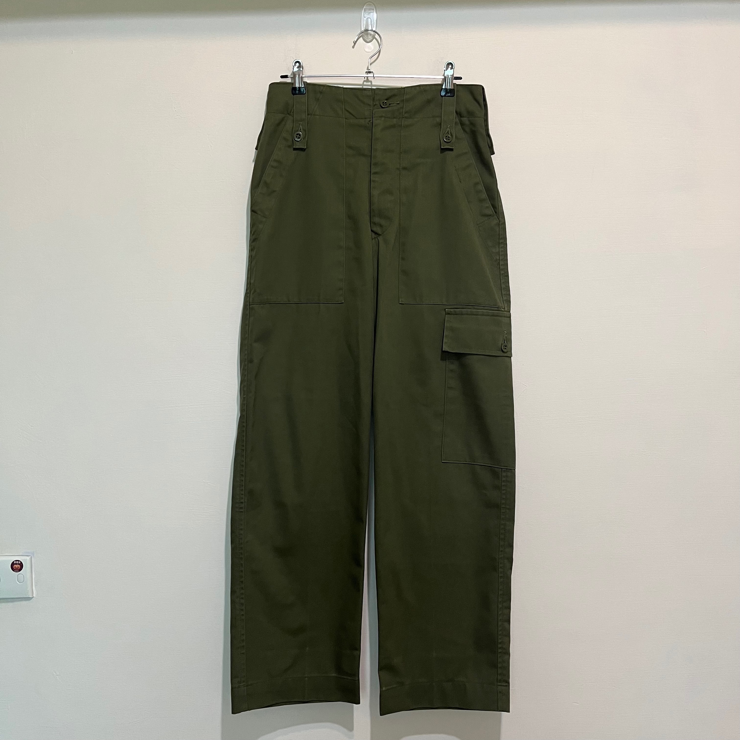 英國陸軍公發軍褲