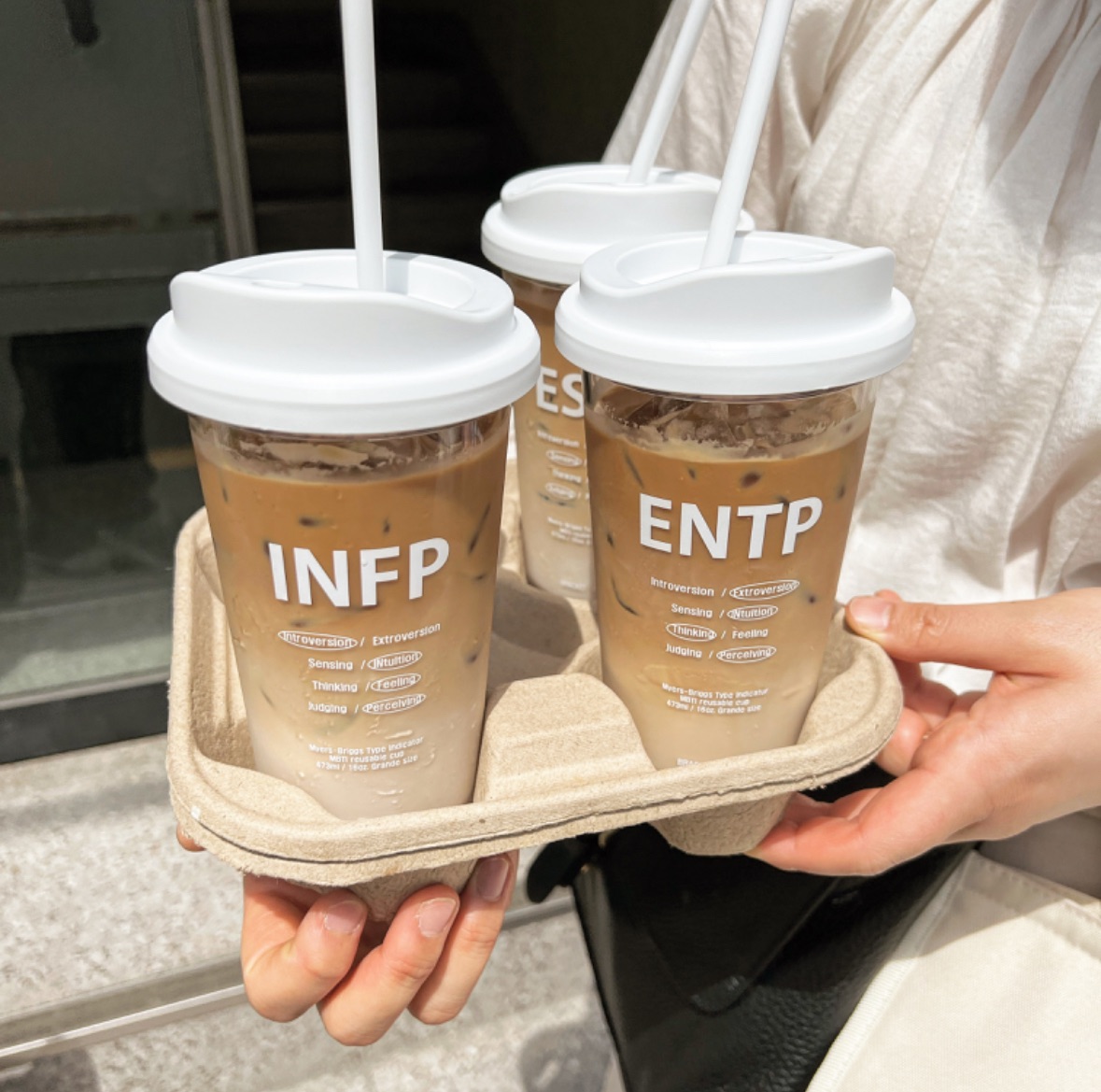 MBTI 水壺