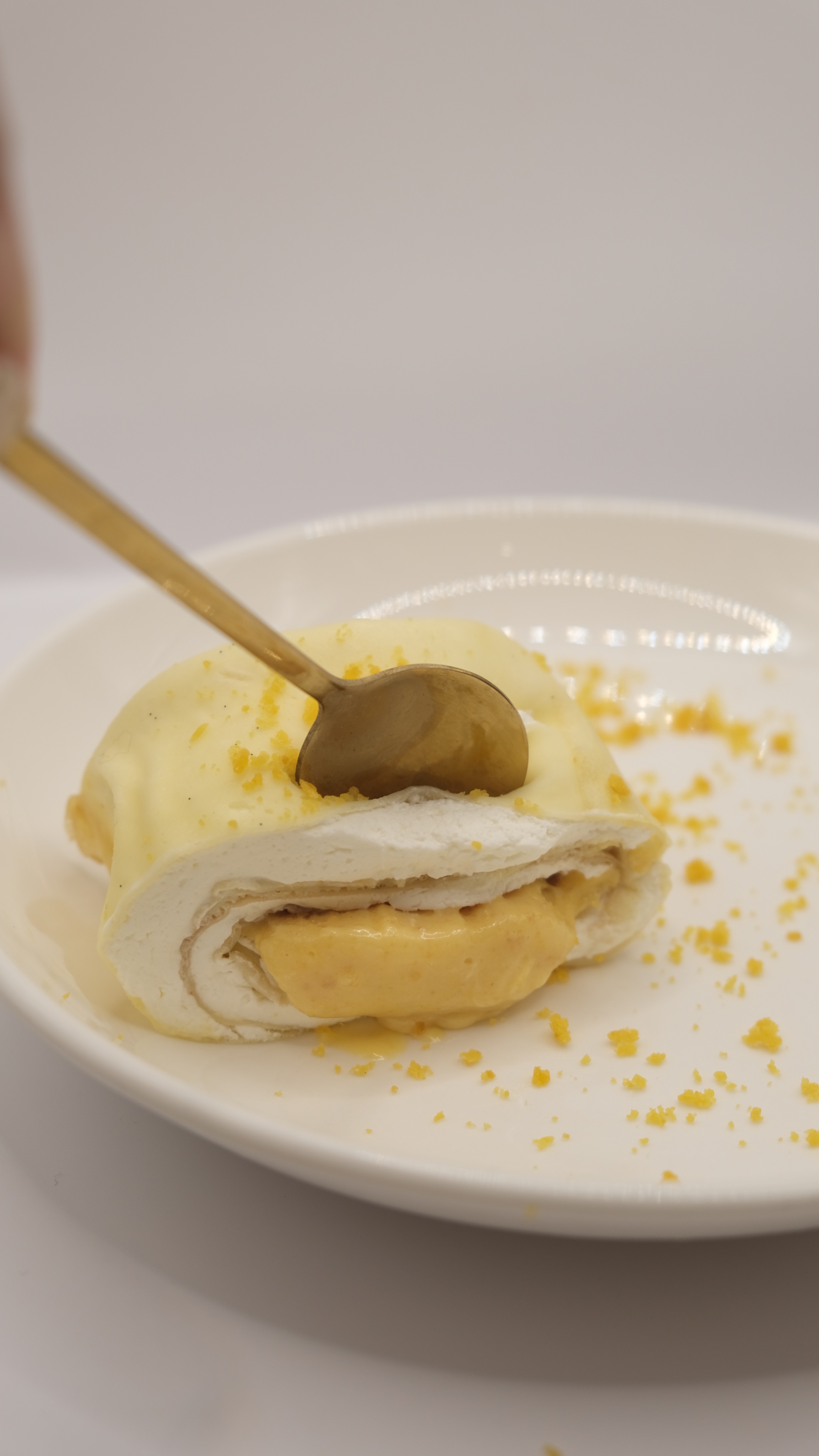 鹹甜奶黃薄餅捲