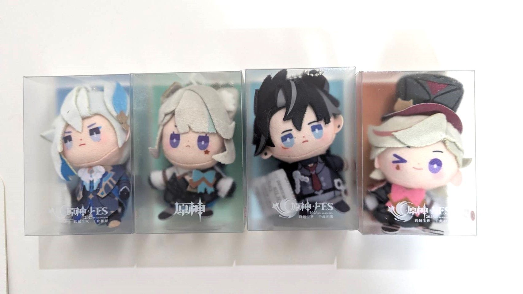 官方周邊-流浪者、歐洛倫、甘雨、茜特拉莉、芙寧娜。