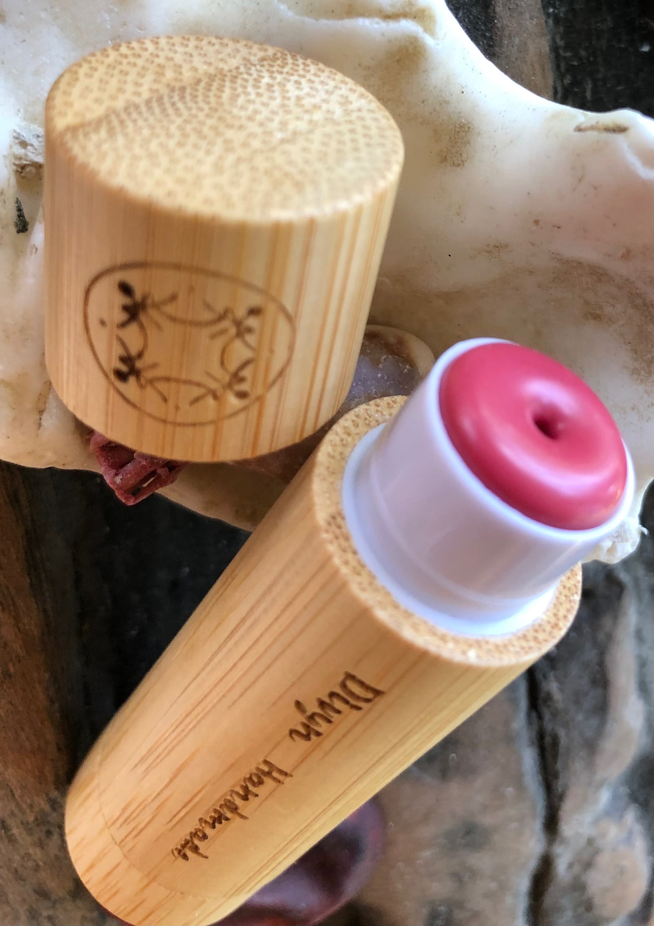 大地之吻唇頰膏💋玫瑰荔枝