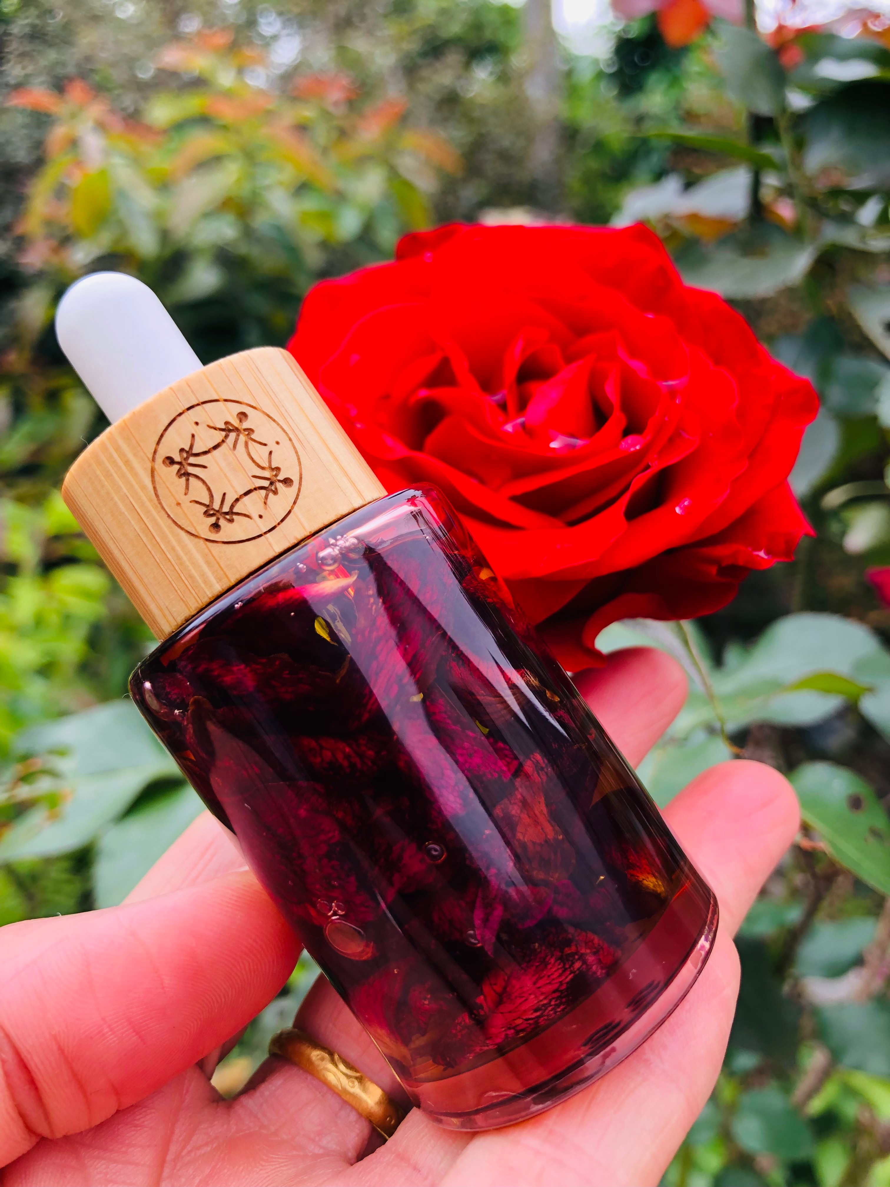 花花紅玫瑰舒養油（無精油，寶寶及孕媽咪友善配方）