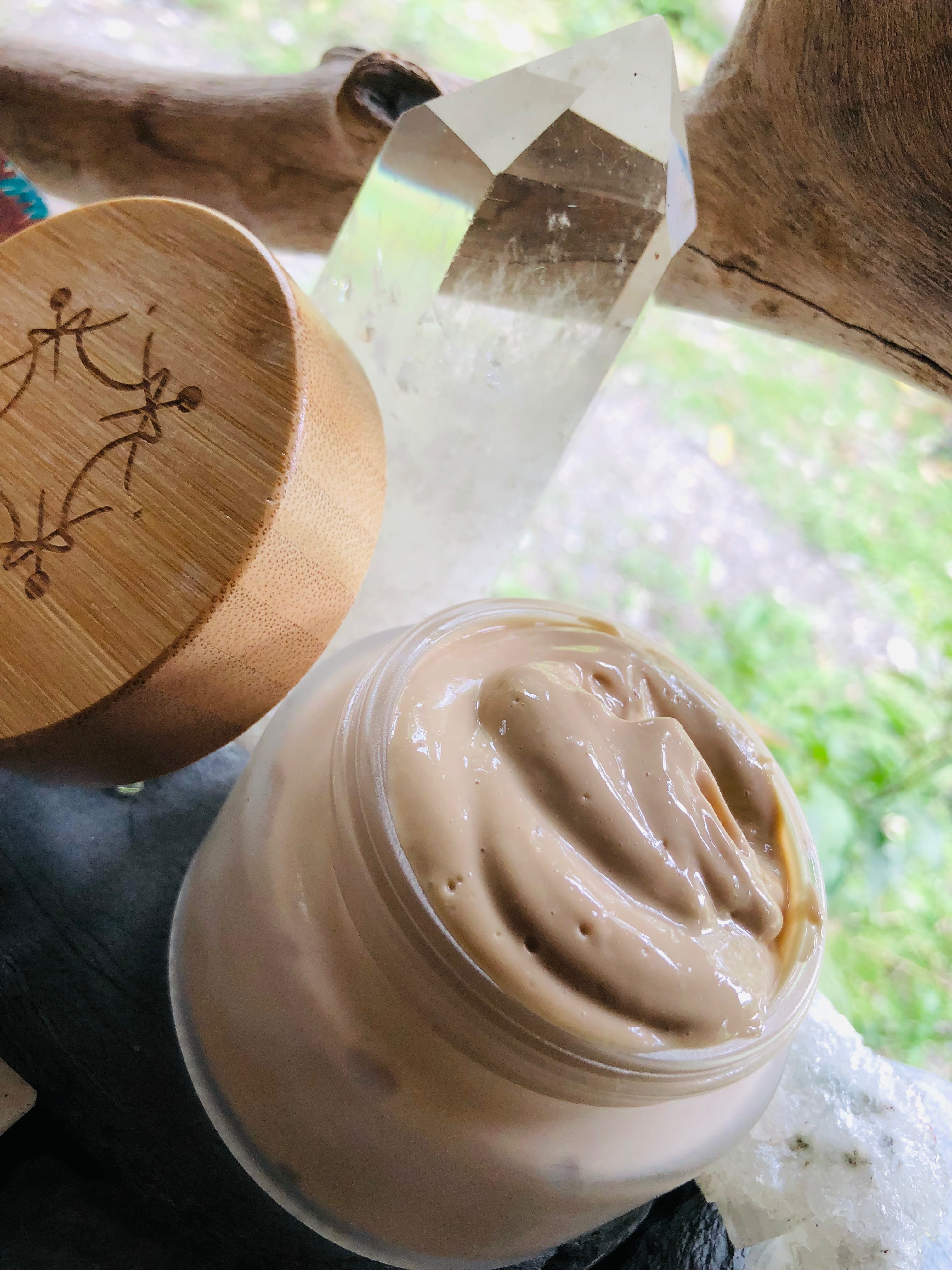大地喜來芝珍珠純露乳霜（晚霜保濕修復臉膜/奶茶乳霜）