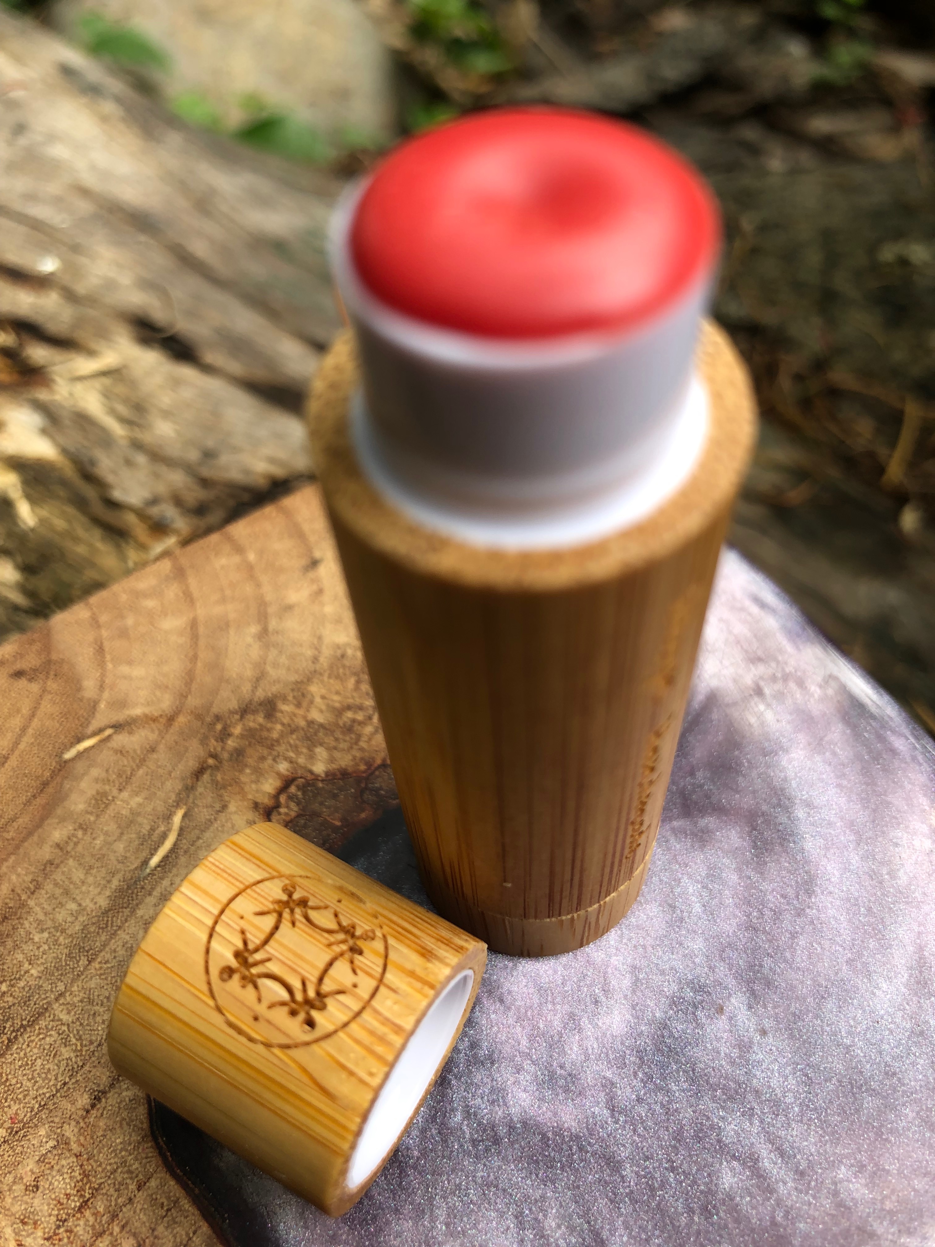 大地之吻唇頰膏💋粉橘盛夏
