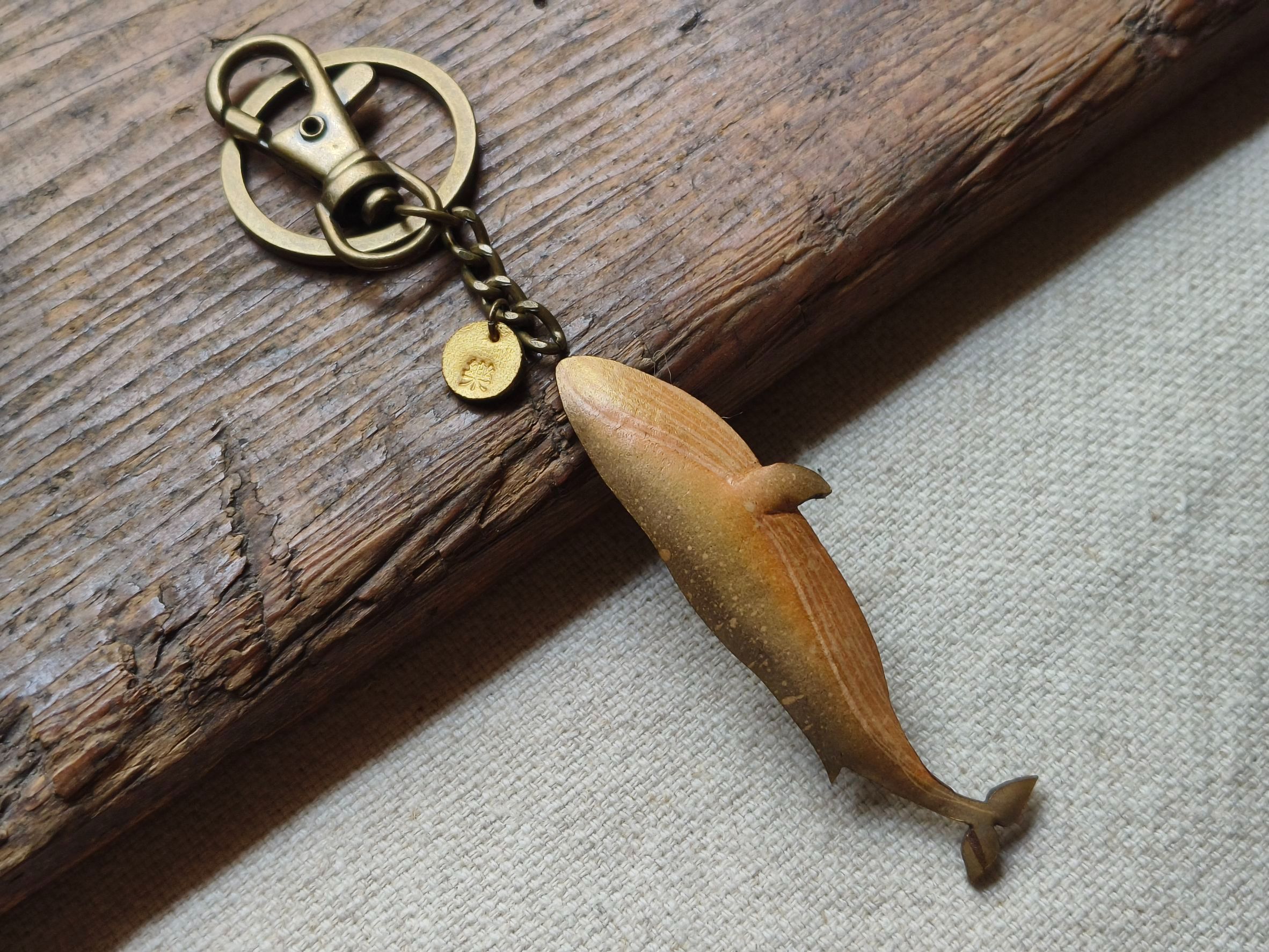 【藍鯨鑰匙圈/隻】手染皮革飾品