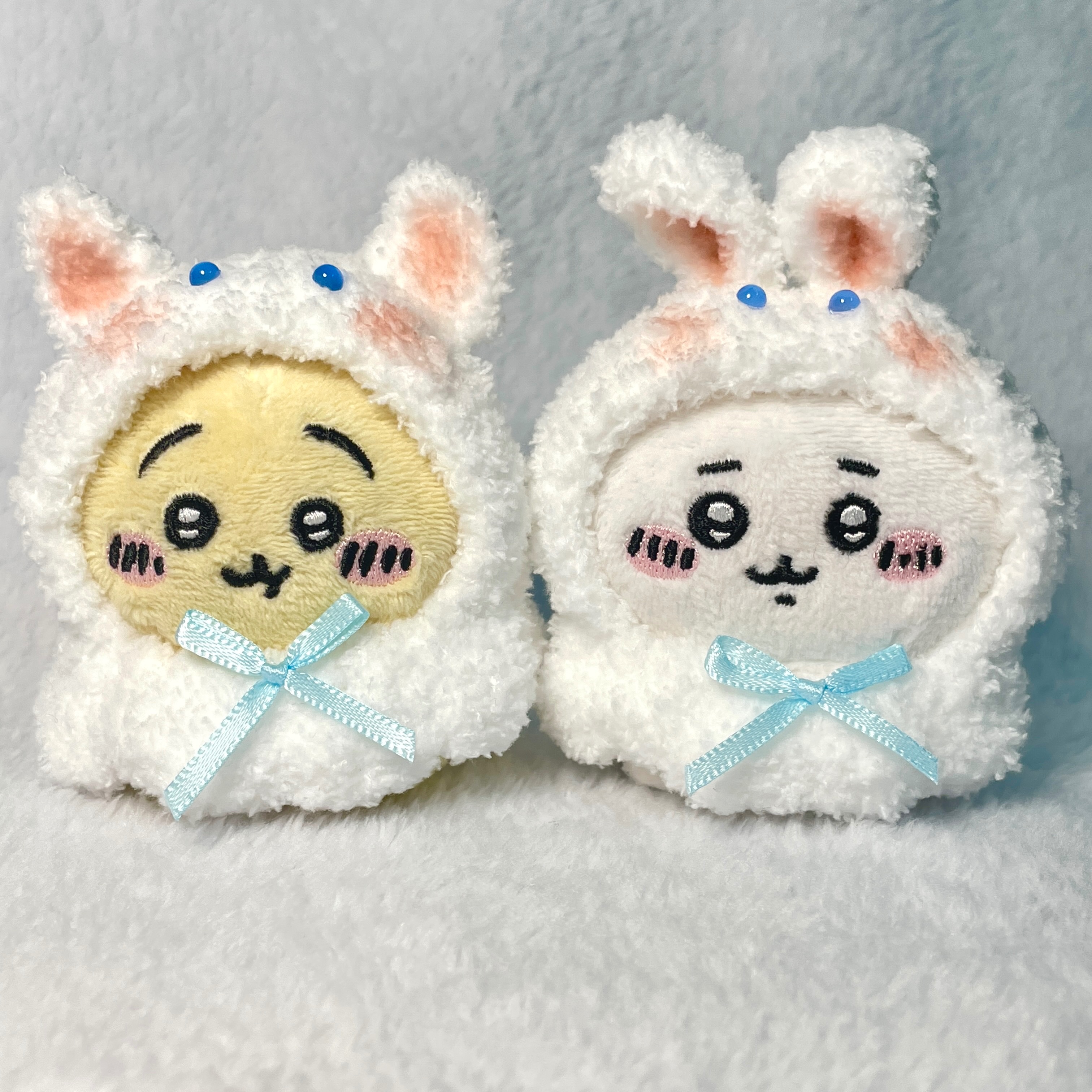 坐姿幽靈小貓＆兔寶寶（蝴蝶結顏色隨機出）