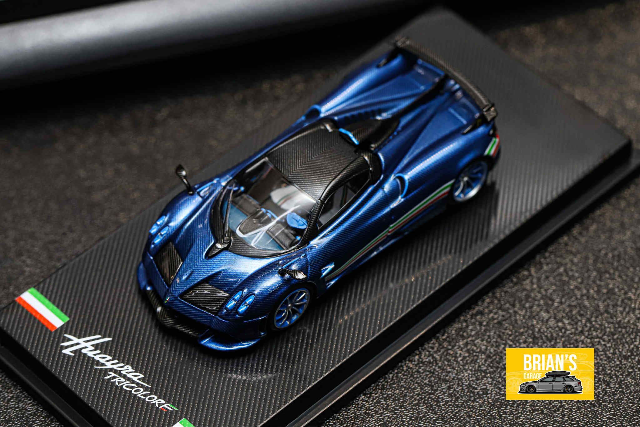 CM MODEL 1/64 Pagani HuayraTricolor 帕加尼藍碳三色旗