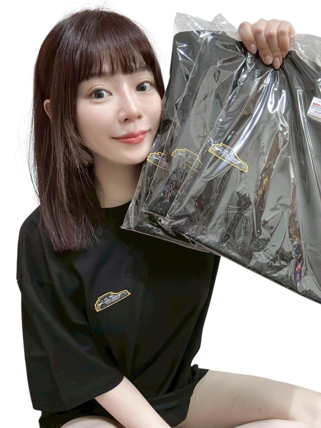 厚磅電繡T-Shirt