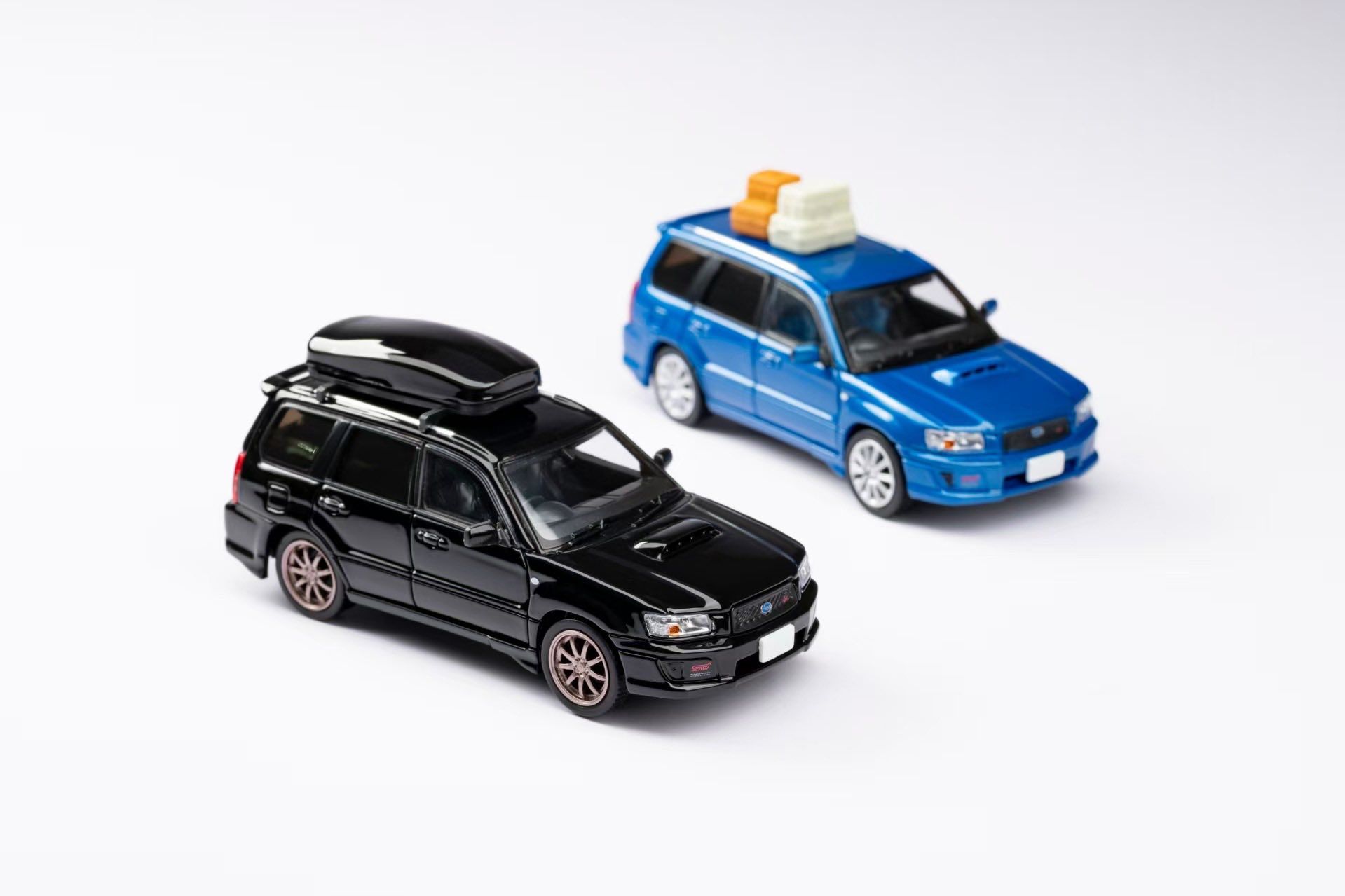 ModelModel 1/64 | MM64  Subaru Forester SG9 STi 後車箱可開