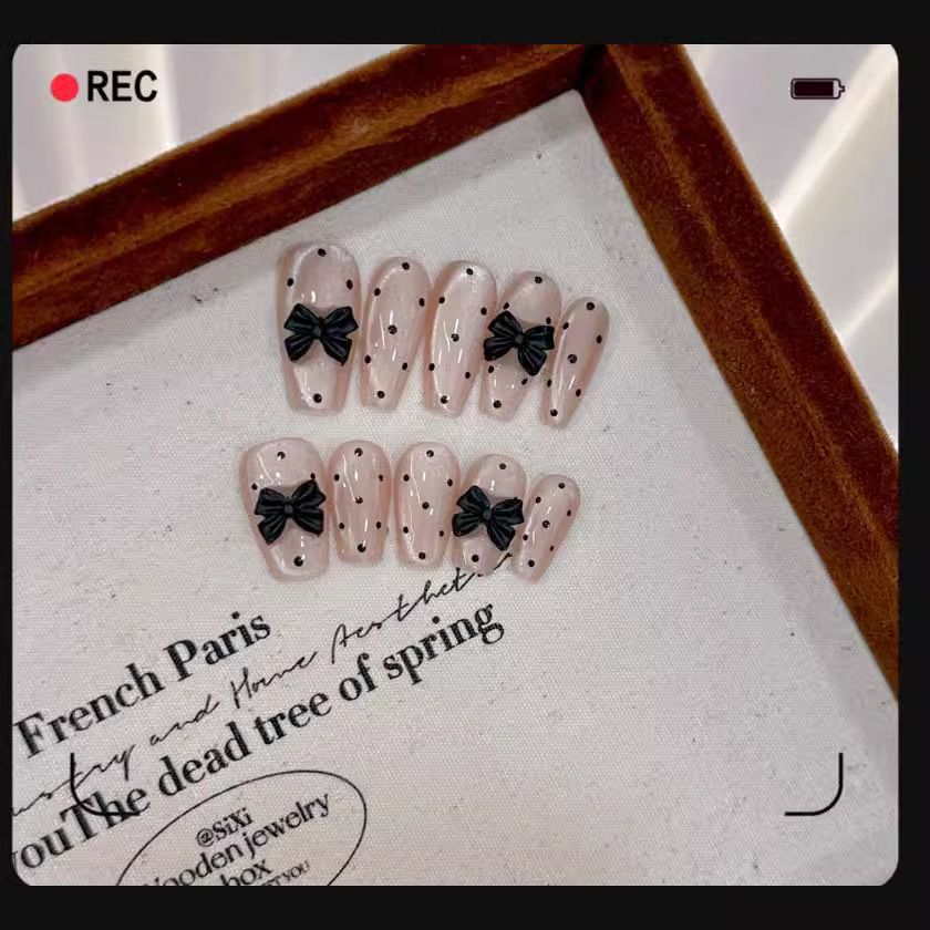 【半糖主義】純手工穿戴甲顯白鑲鑽輕奢光療美甲