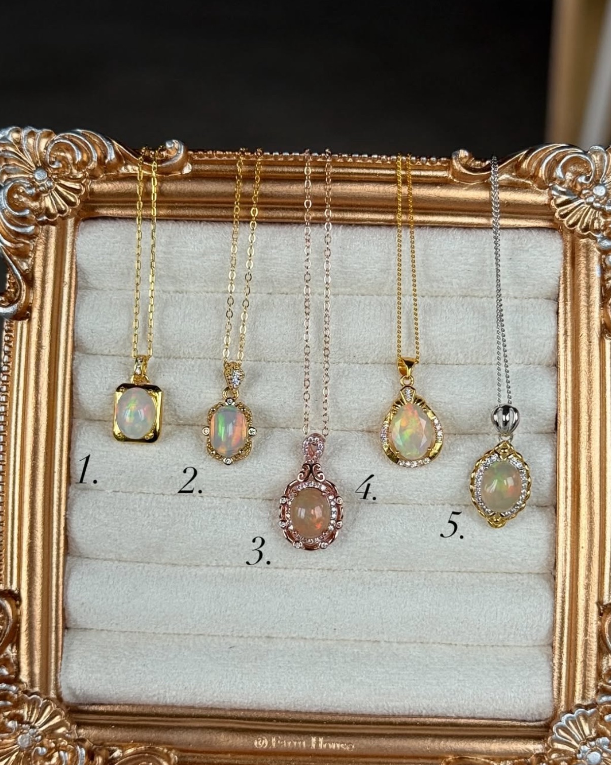 ⁂ 歐泊項鍊/絕版庫存，些微存放痕跡，超值特惠！