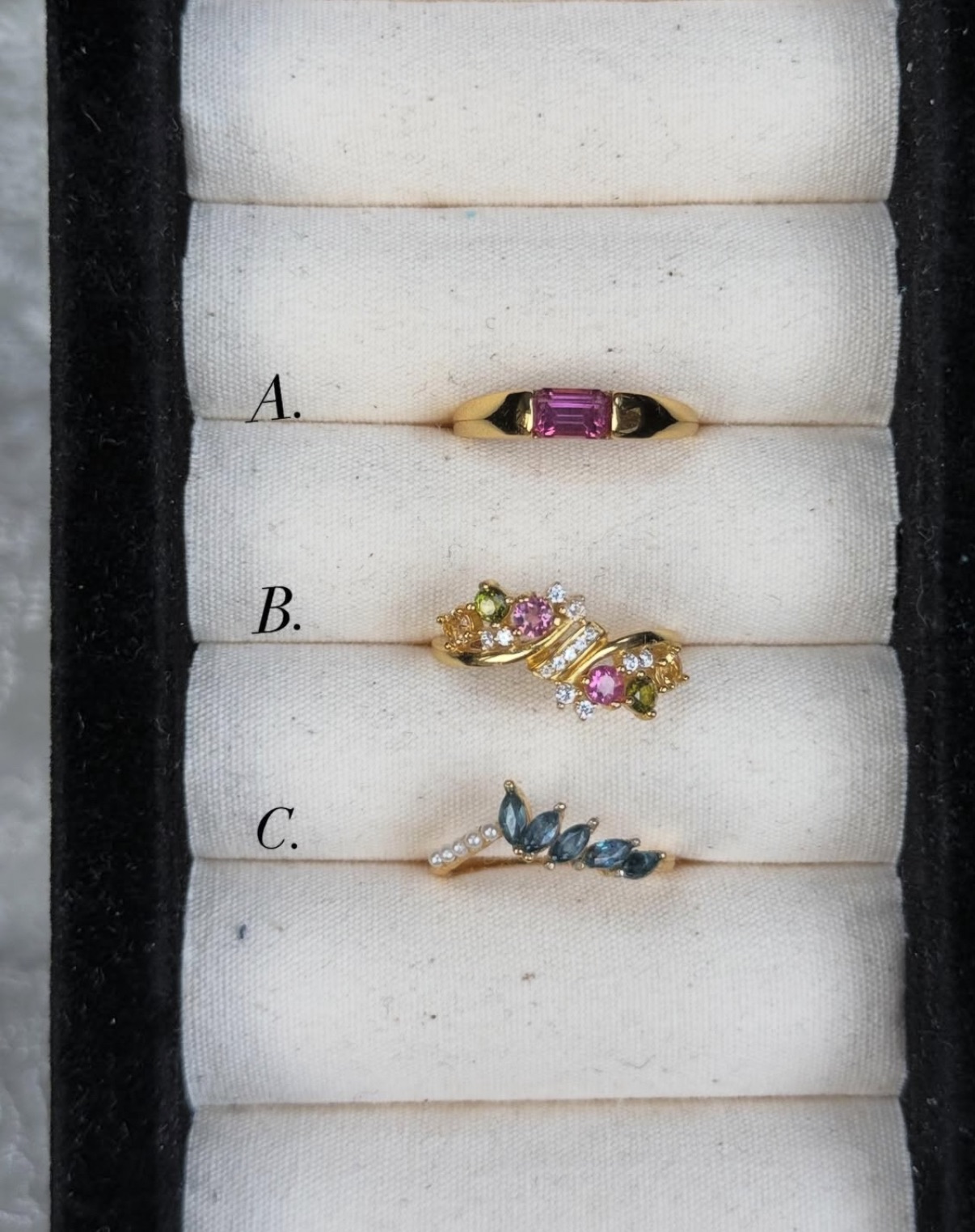 ⁂ 春日三重奏/絕版庫存，些微存放痕跡，超值特惠！