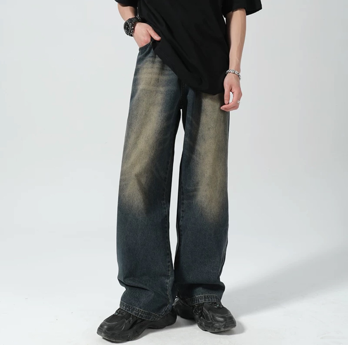 水洗復古闊腿牛仔褲