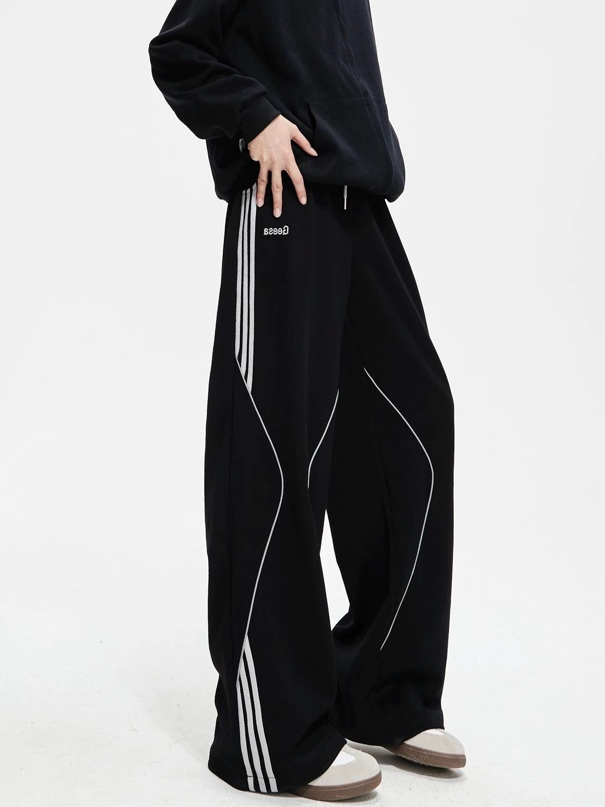 條紋寬鬆闊腿衝鋒運動長褲_msp002