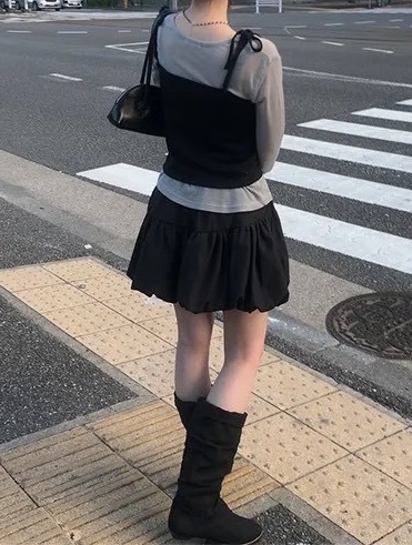 蓬蓬鬆緊腰花苞裙