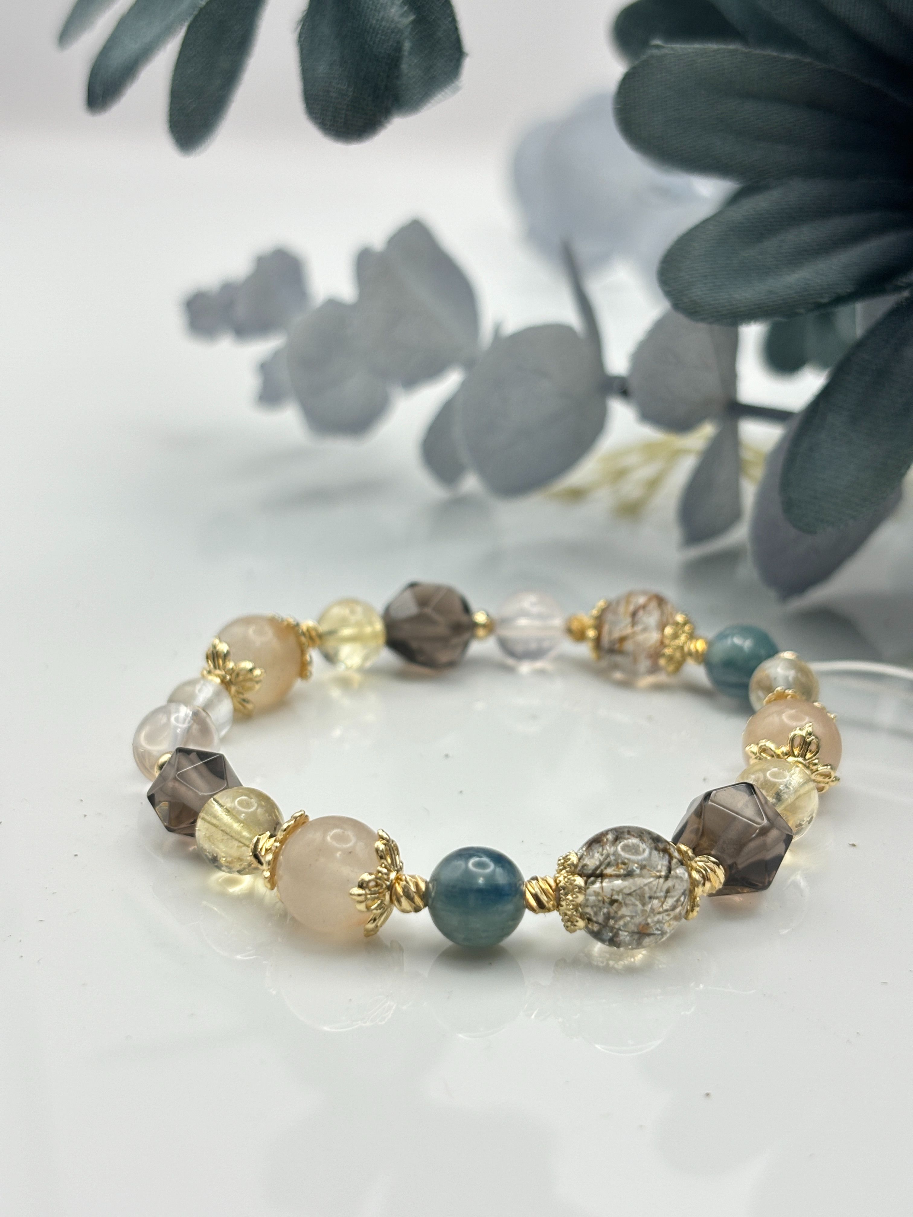 森旖🌿清晰思維、靈感、增強溝通、招正財、事業運｜藍綠晶｜黑金超｜粉晶｜冰曜石｜黃水晶｜金絲玉｜白水晶｜手鏈手串設計｜設