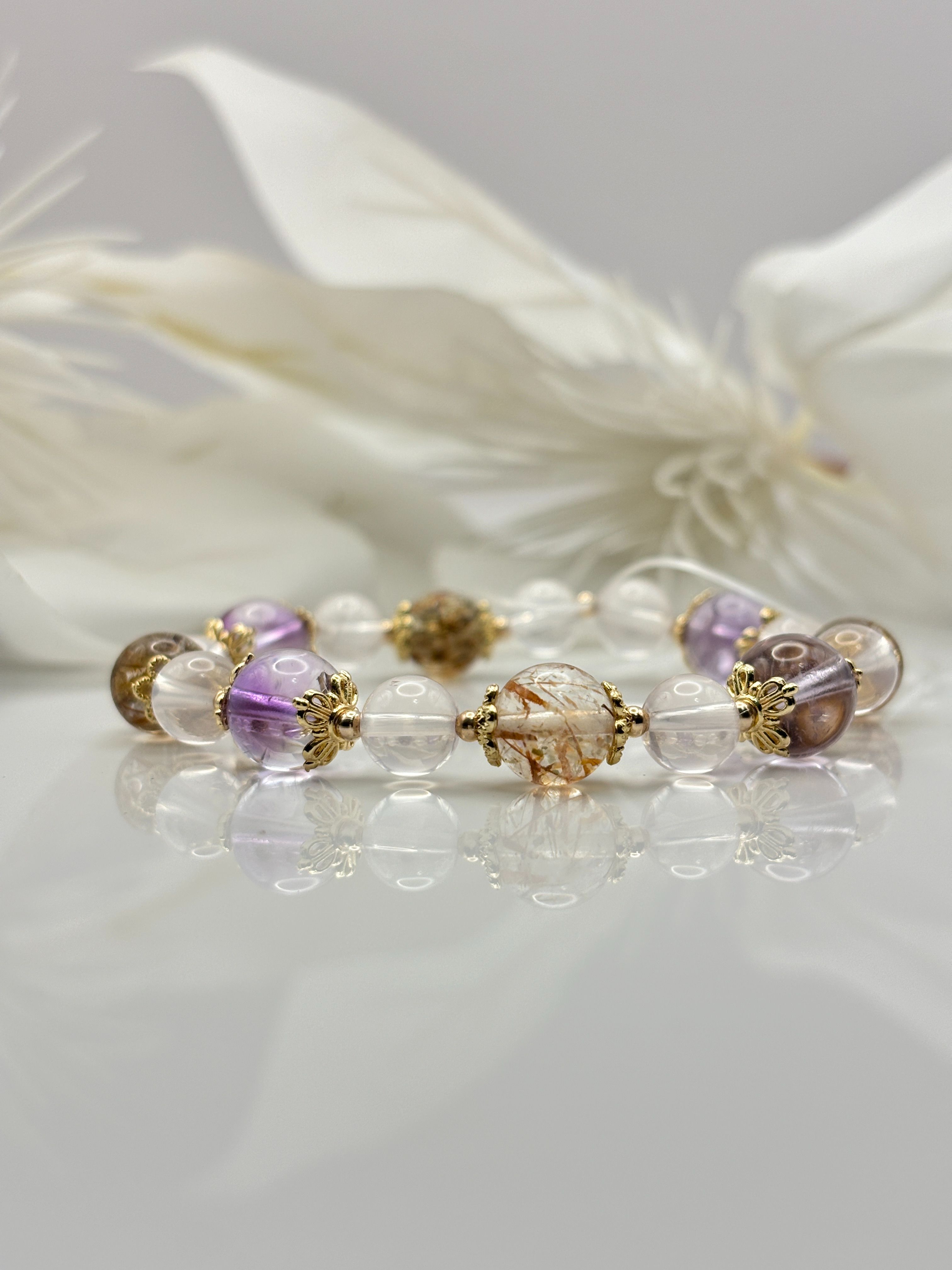 A moment 💫星夜織語｜牡羊座守護石｜積極、自信｜薰衣草紫水晶｜粉晶｜髮晶｜水晶手鏈手串設計