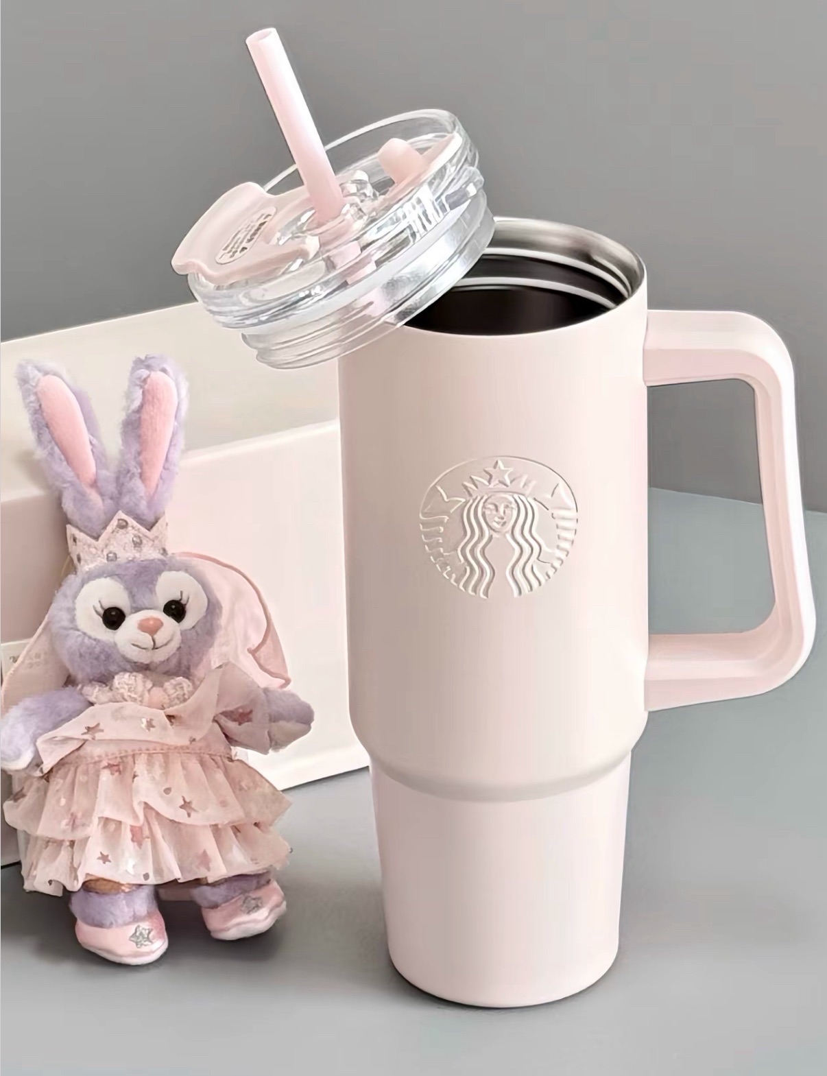 《現貨》 星巴克 大容量雲朵粉吸管杯900ml