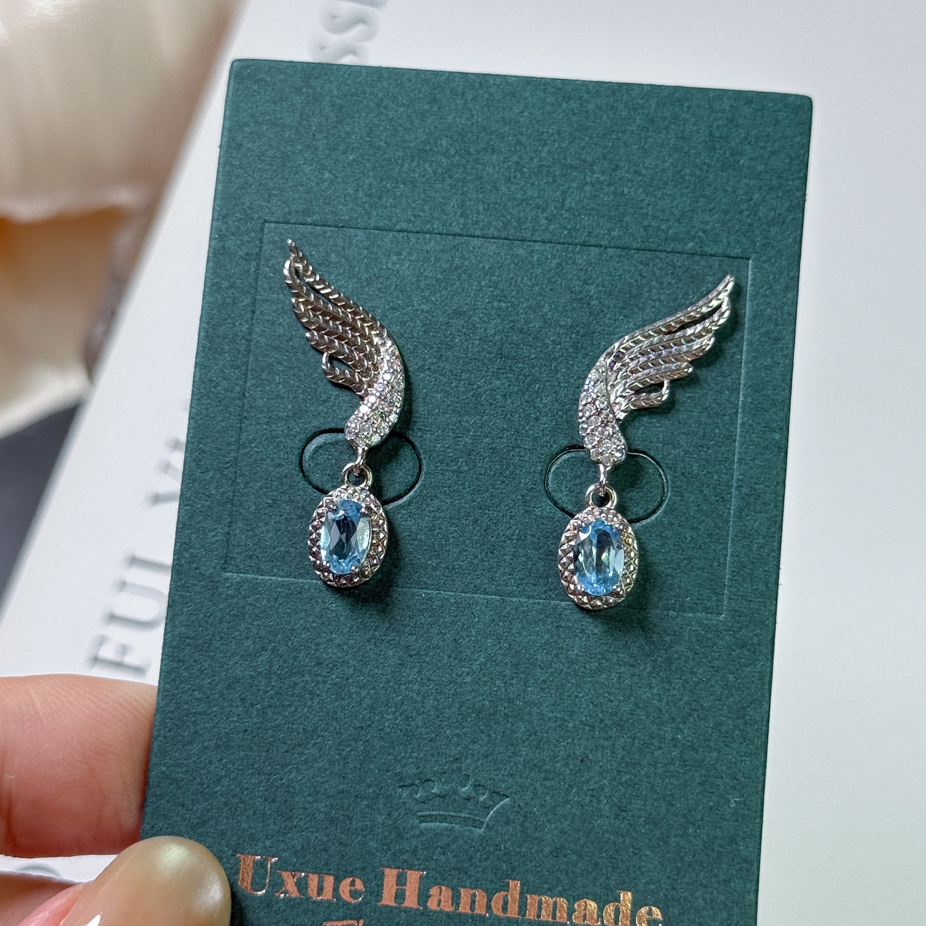 天空藍托帕 天使羽翼耳環 925銀