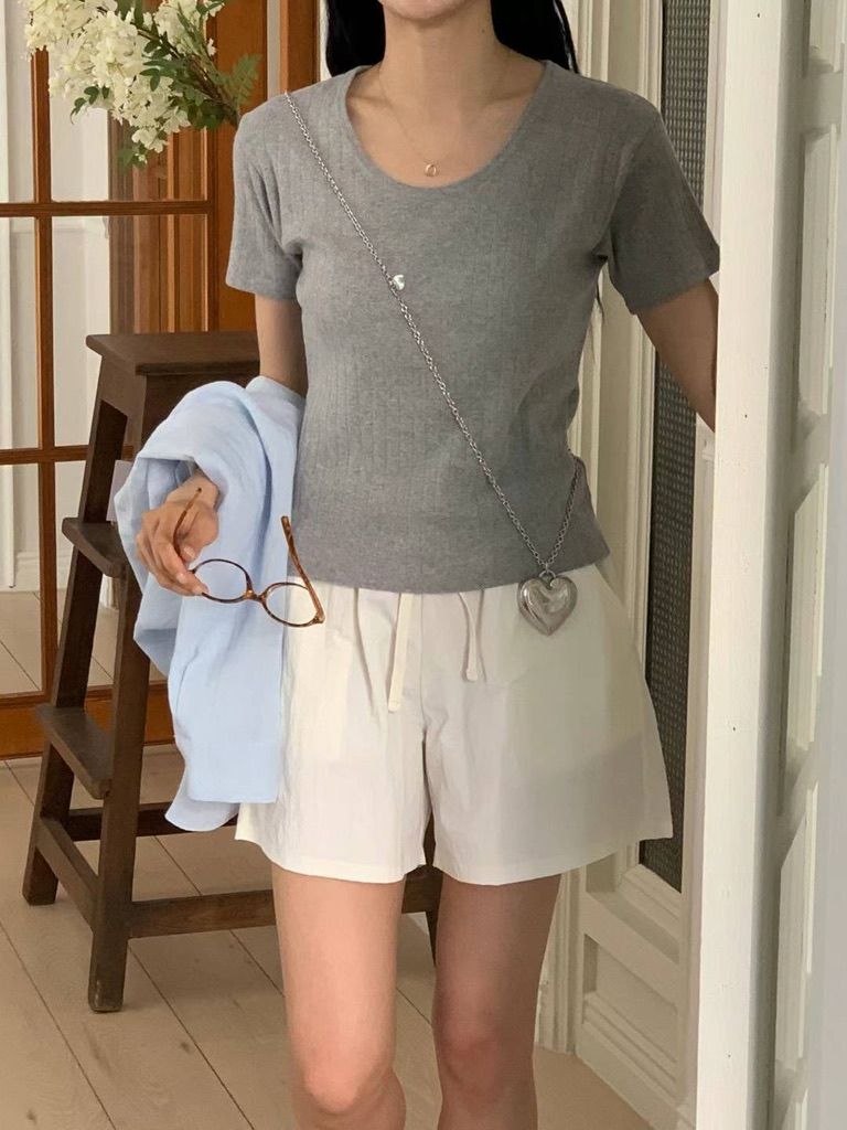 溫柔感直紋短袖tee
