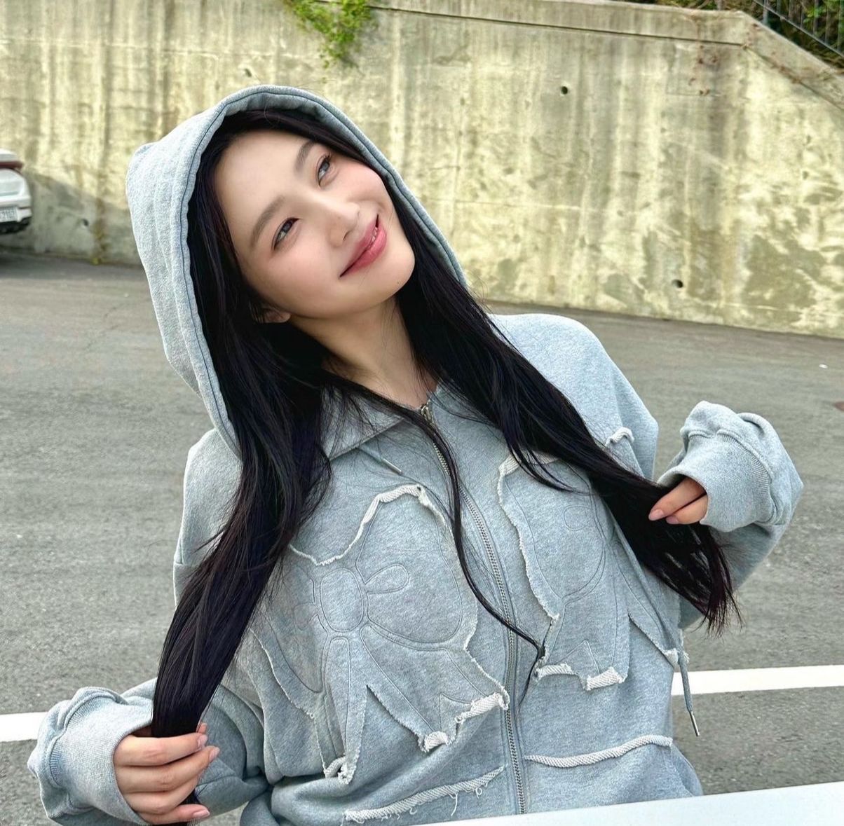 YOUHEE RIBBON HOOD ZIP-UP蝴蝶結外套