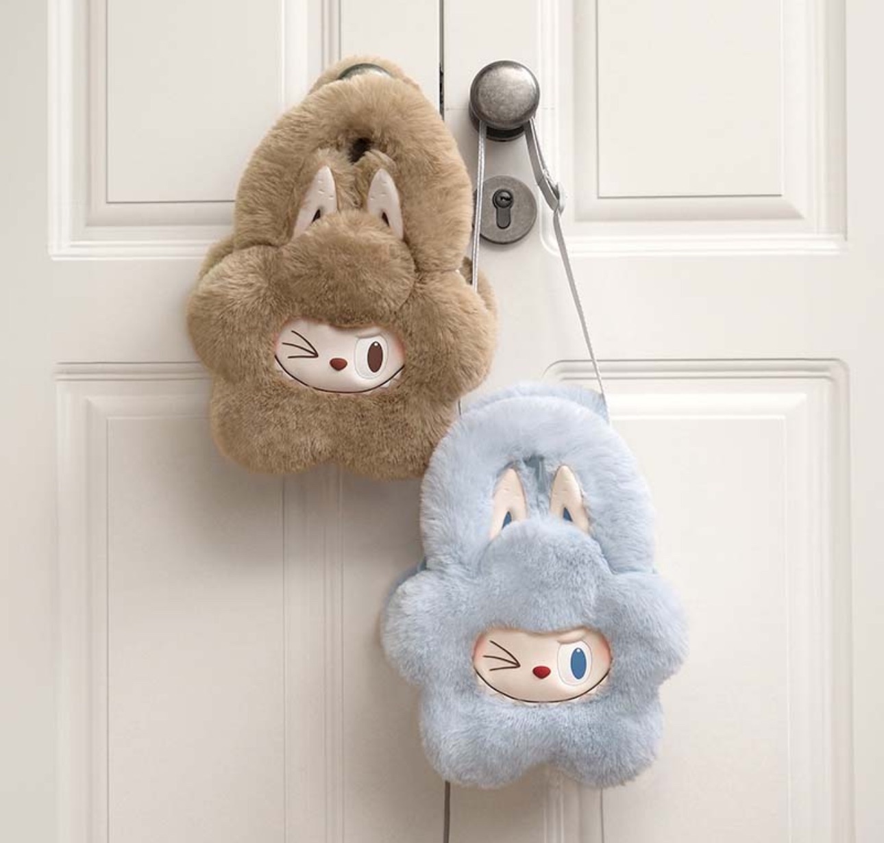 ￼【熱門爆品 現貨🔥】POPMART泡泡瑪特THE MONSTERS 經典系列毛絨 花花包周邊LABUBU