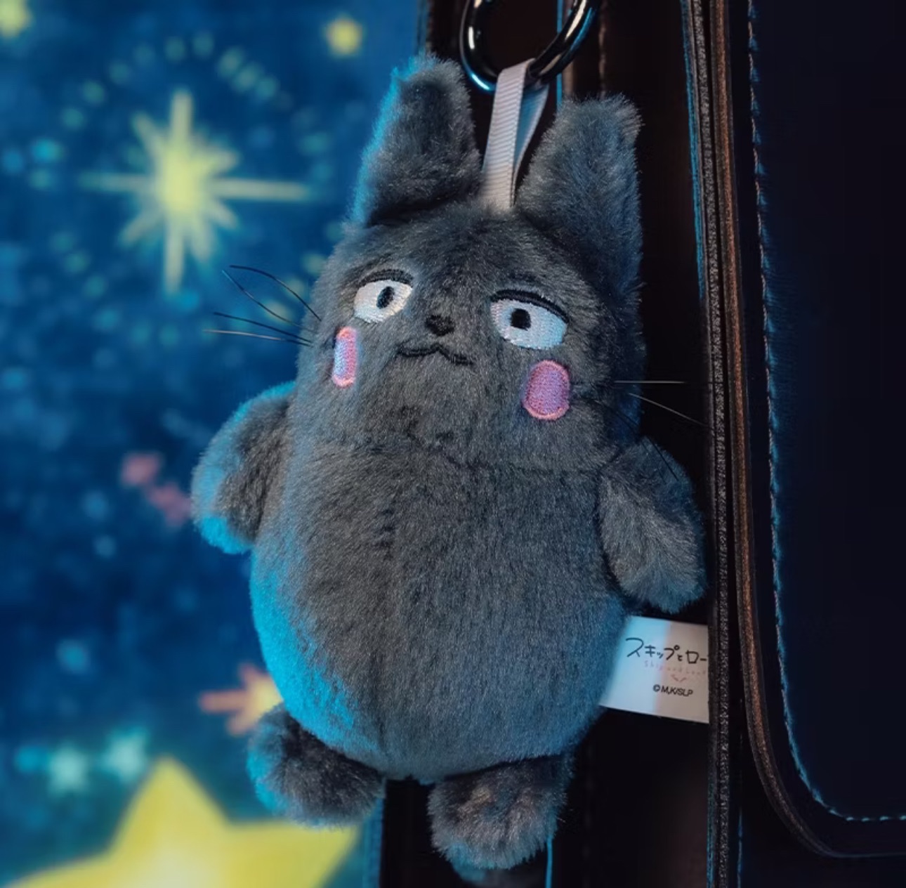 ￼【熱門爆品 現貨🔥】POP MART 泡泡瑪特躍動青春“絨絨”系列毛絨吊飾-貓貓小美款